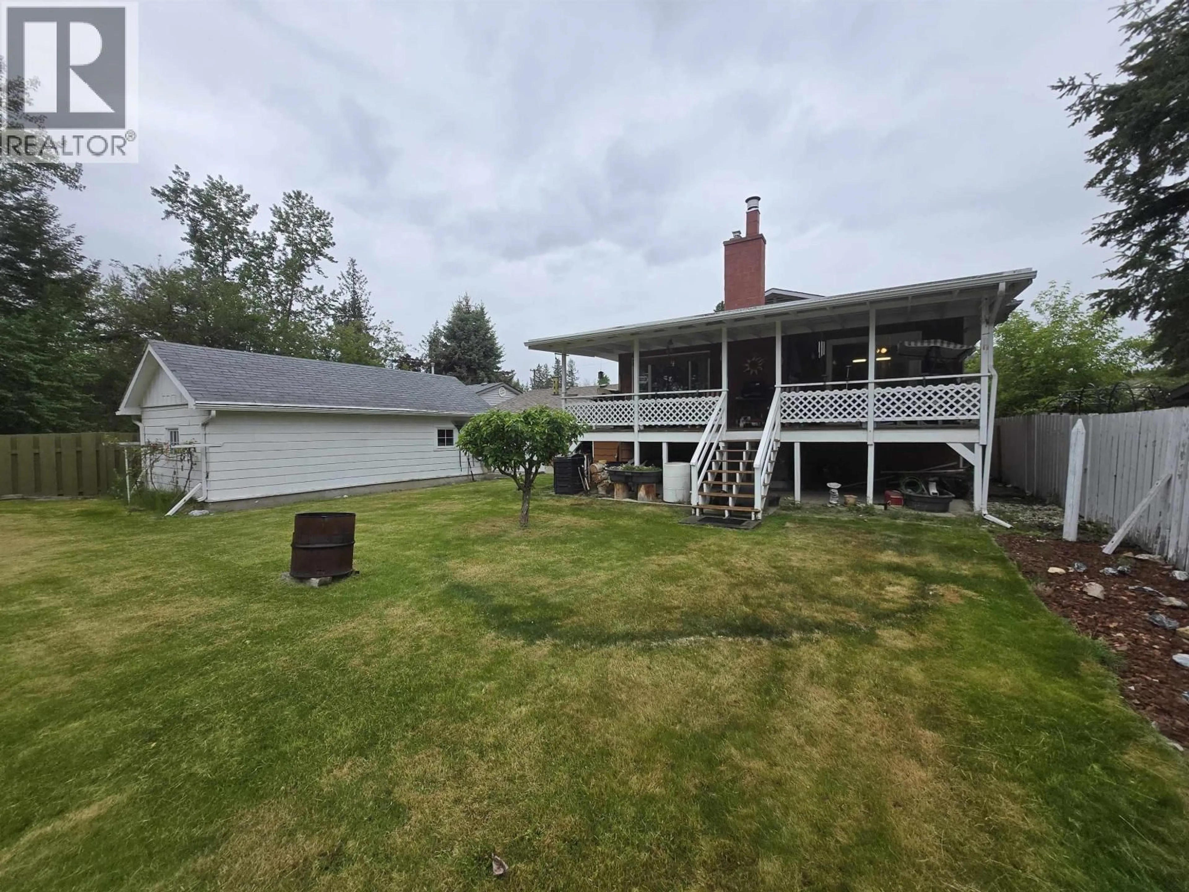 A pic from outside/outdoor area/front of a property/back of a property/a pic from drone, water/lake/river/ocean view for 575 HARCOURT AVENUE, Quesnel British Columbia V2J1S2