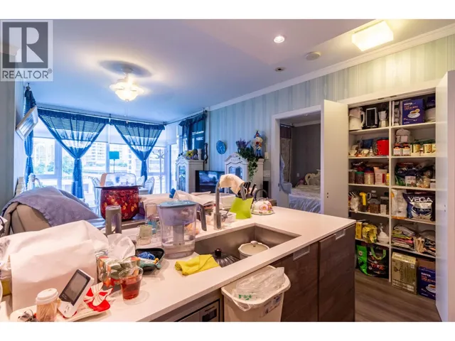 602 - 4688 KINGSWAY, Burnaby 4