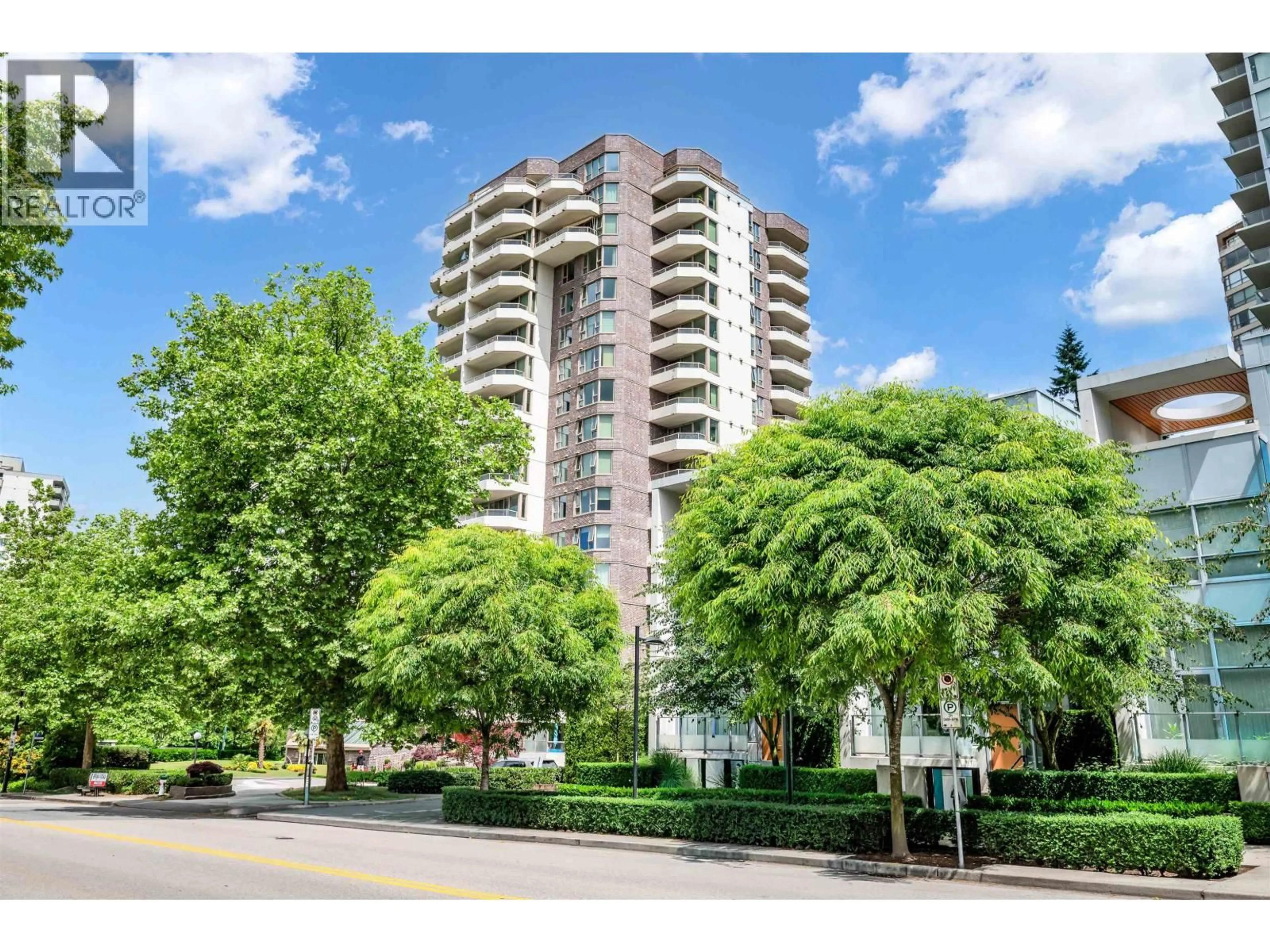 Unknown for 802 - 5790 PATTERSON AVENUE, Burnaby British Columbia V5H4H6