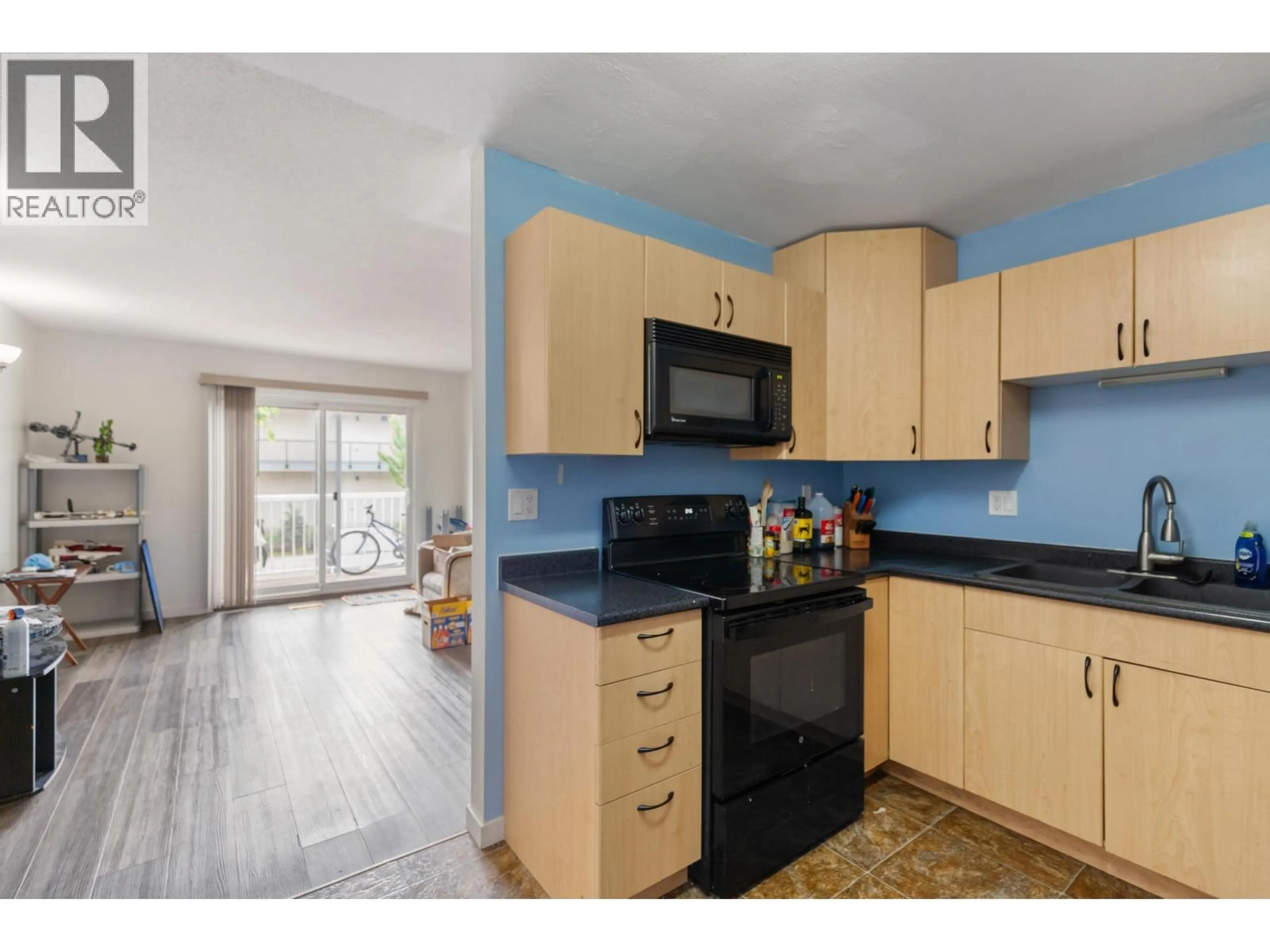 Standard kitchen, unknown for 213 - 1601 INGLEDEW STREET, Prince George British Columbia V2L1K6