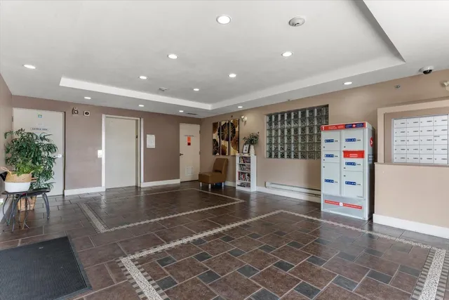 410 - 46021 SECOND AVENUE, Chilliwack 3