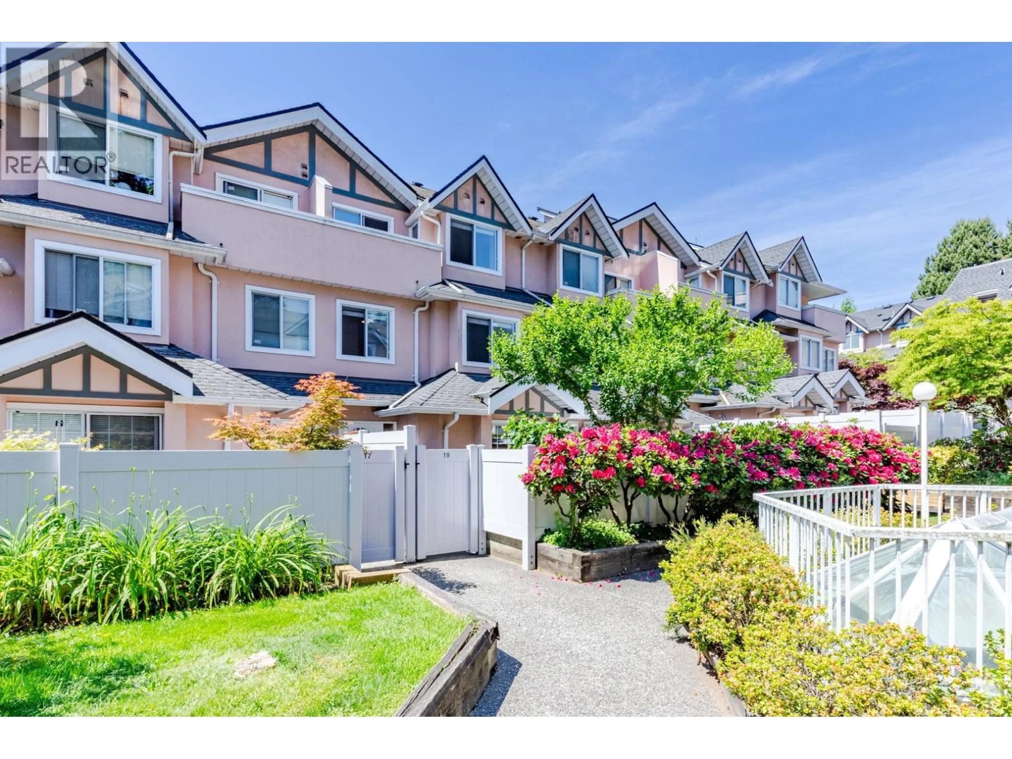 Unknown for 19 - 7433 16TH STREET, Burnaby British Columbia V3N4Z5