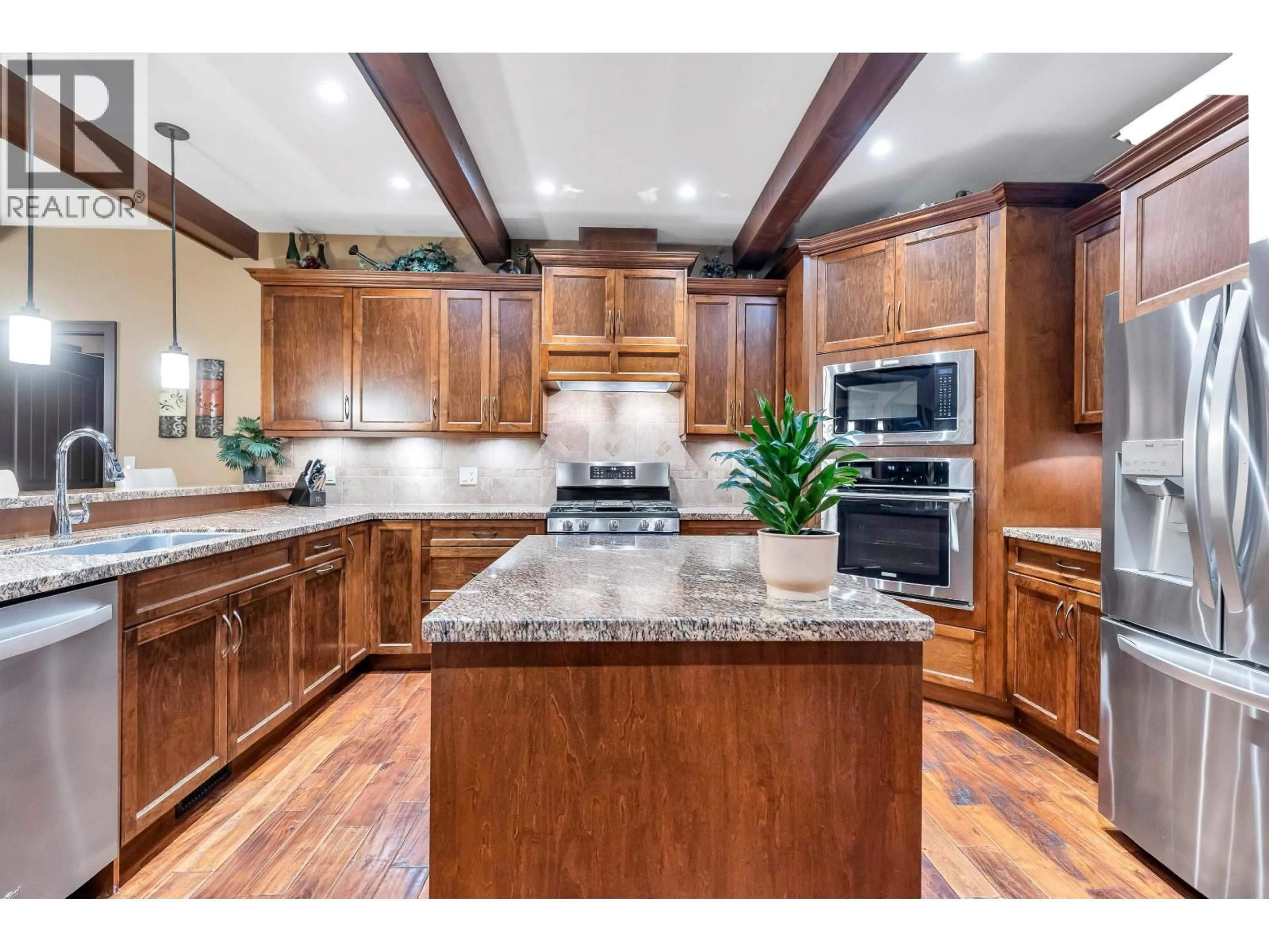 Open concept kitchen, unknown for 26580 124 AVENUE, Maple Ridge British Columbia V2W0E2