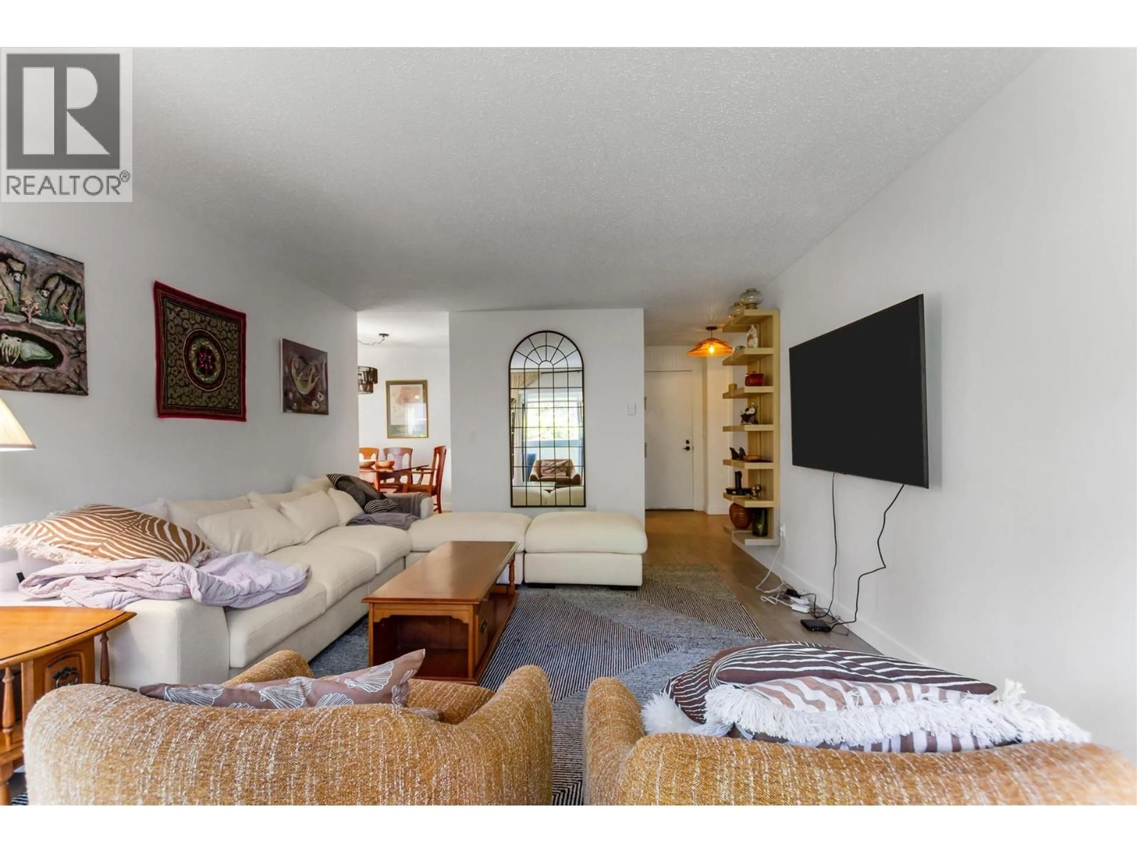 Living room with furniture, unknown for 204 - 2240 WALL STREET, Vancouver British Columbia V5L1B6