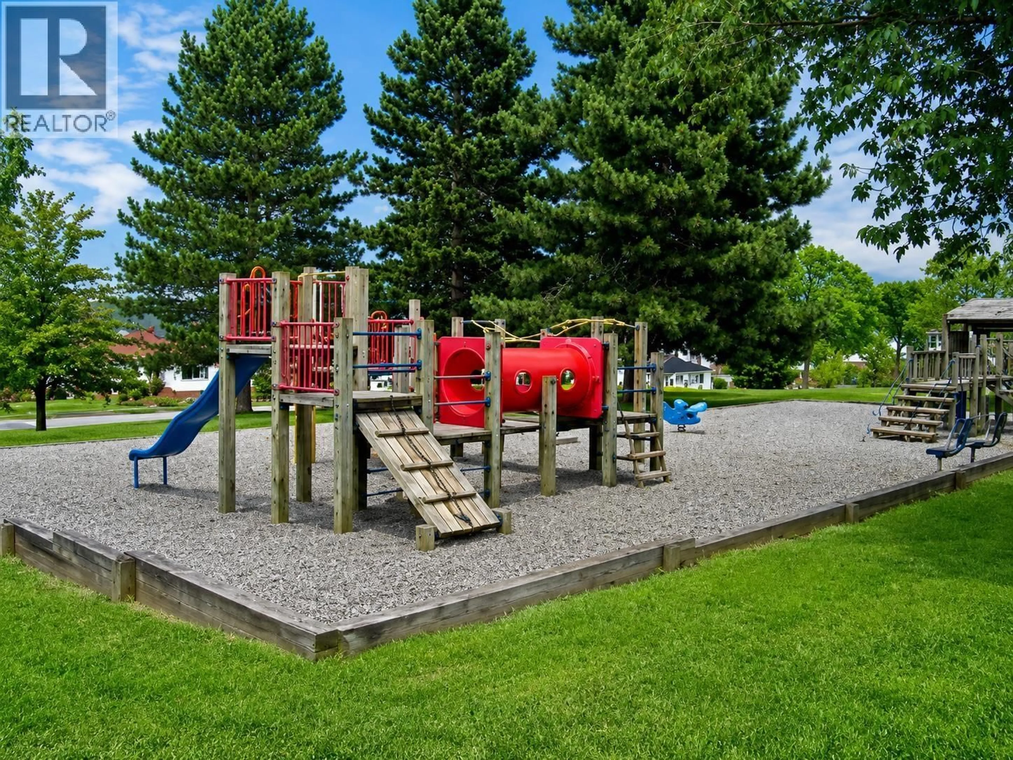 Patio, mountain view for 3141 BROADWAY, Vancouver British Columbia V5M1Z7