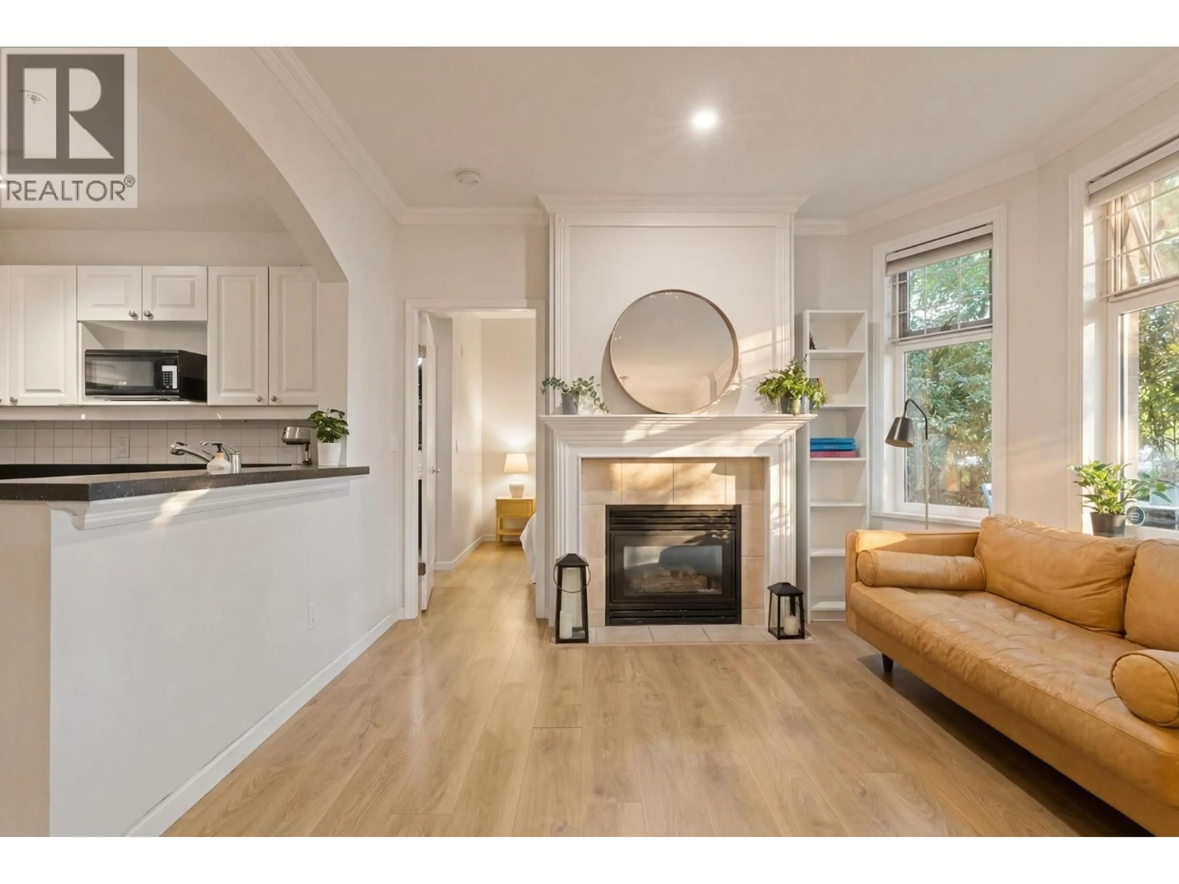 Open concept kitchen, unknown for 102 - 2588 ALDER STREET, Vancouver British Columbia V6H4E3