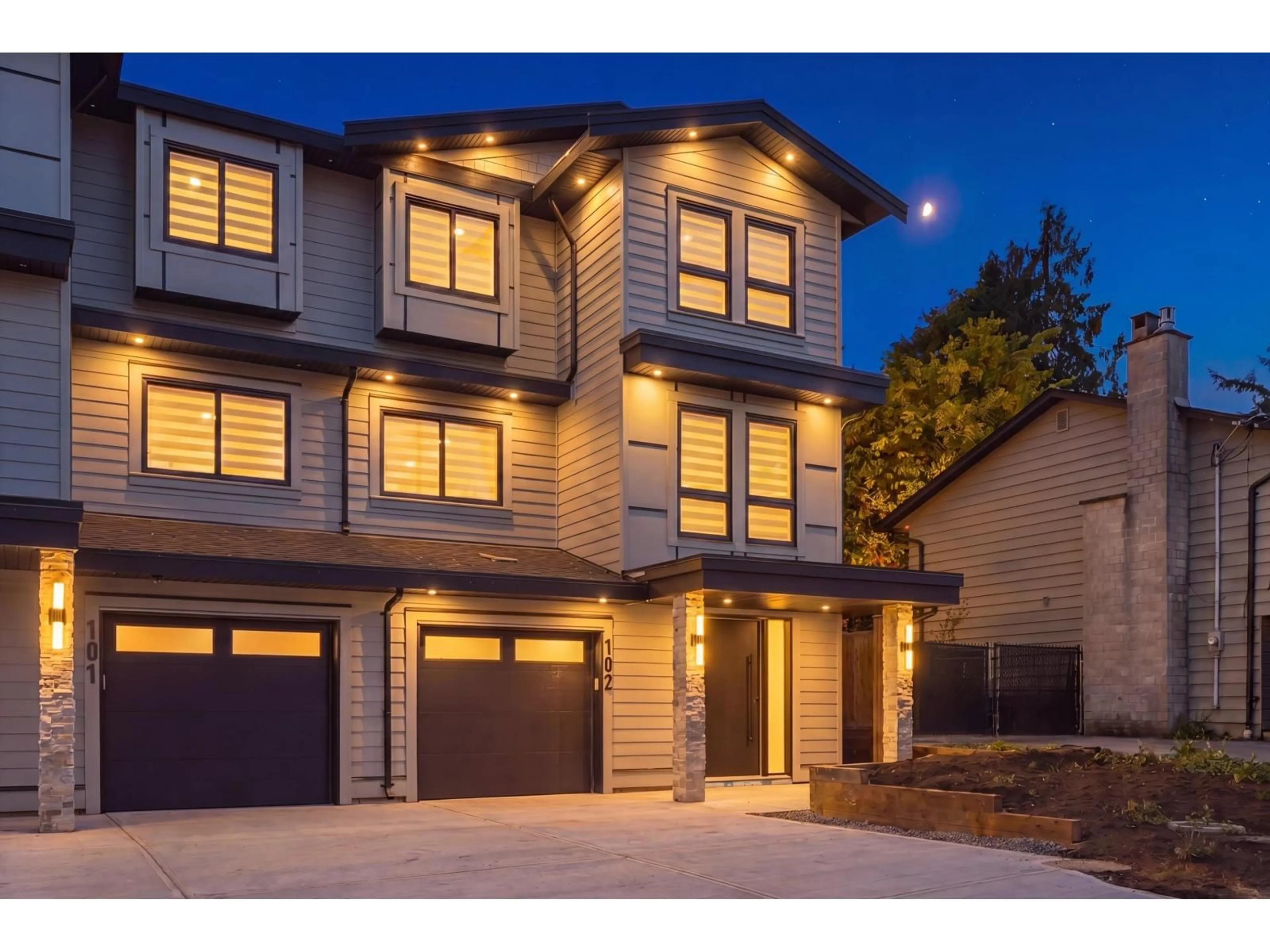 Home with brick exterior material, street for 102 - 5745 172 STREET, Surrey British Columbia V3S3Z4