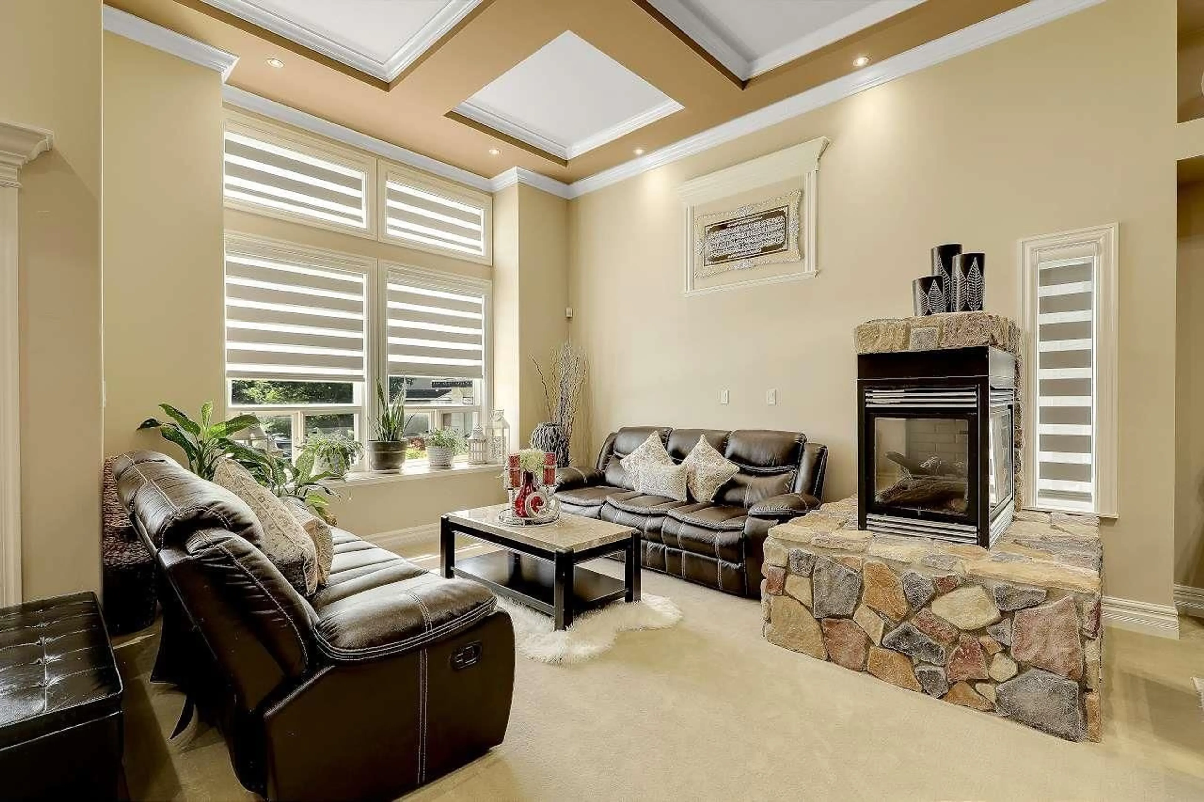 Living room with furniture, ceramic/tile floor for 14851 67A AVENUE, Surrey British Columbia V3S0P3