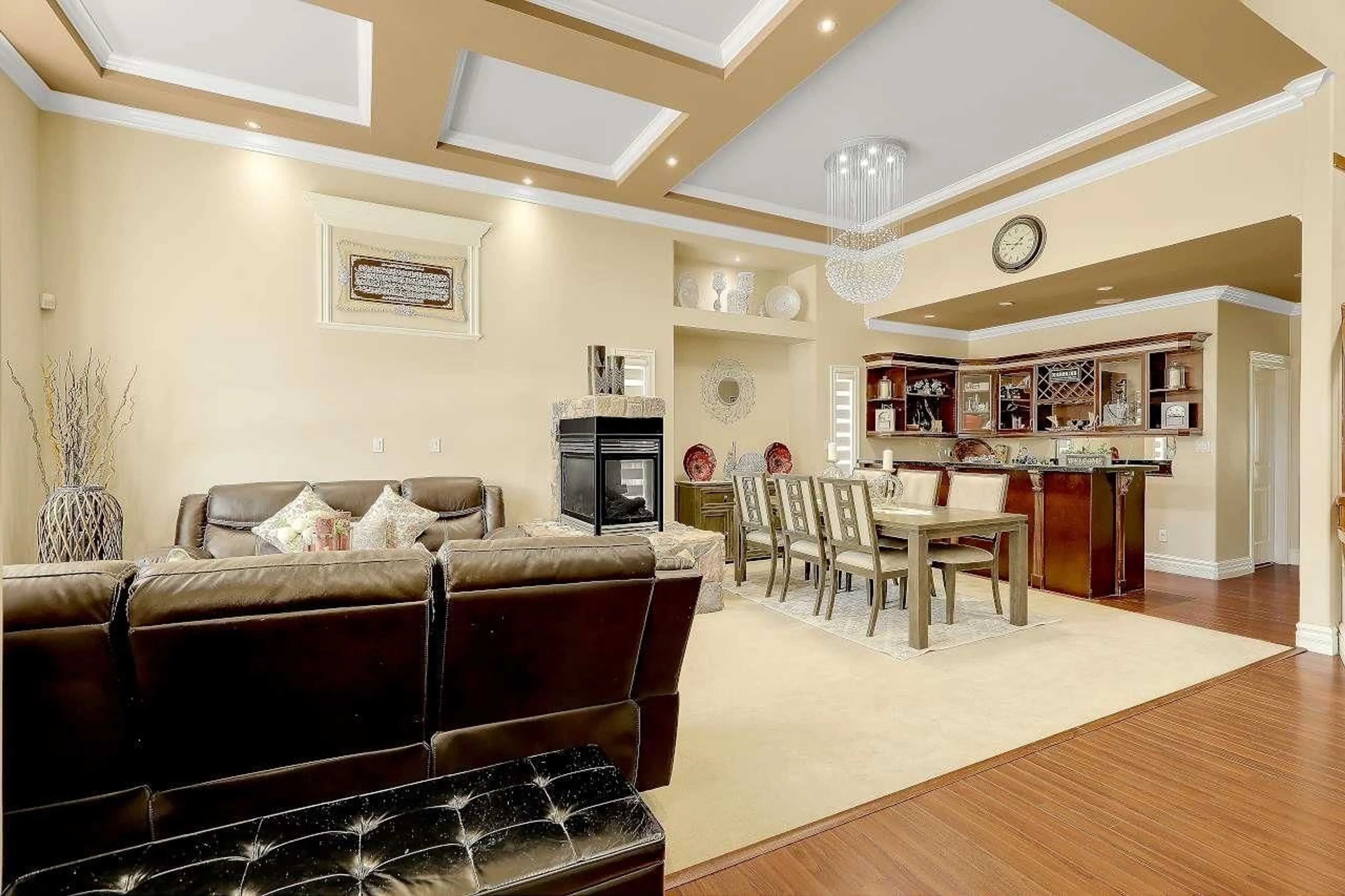 Lobby for 14851 67A AVENUE, Surrey British Columbia V3S0P3