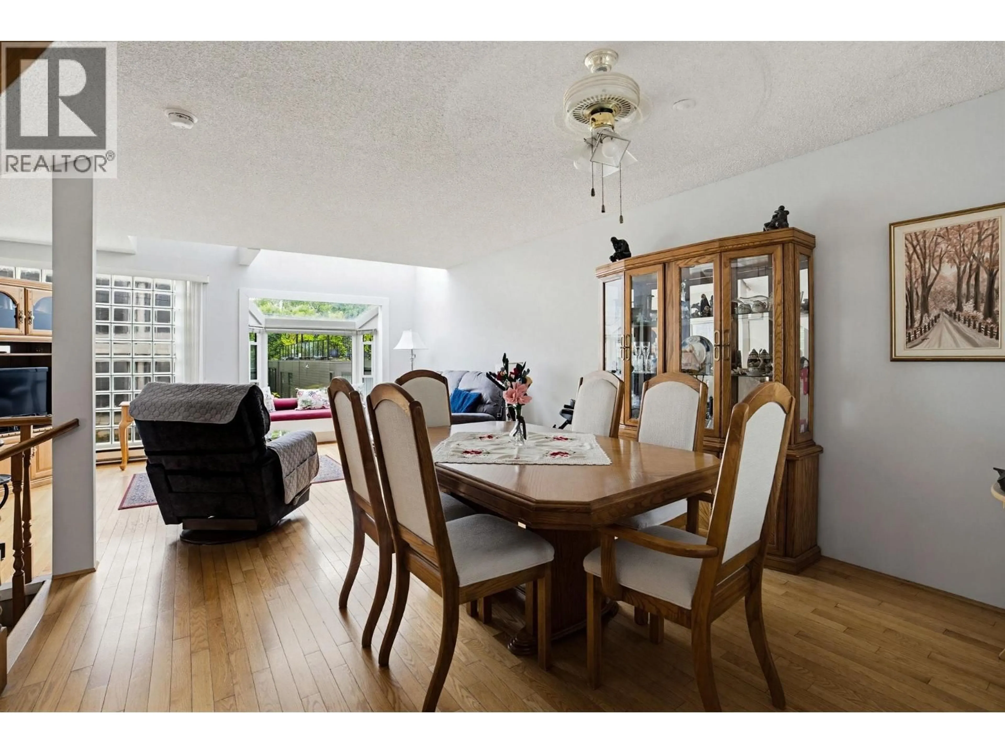 Dining room, wood/laminate floor for 7 - 2485 CORNWALL AVENUE, Vancouver British Columbia V6K1B9