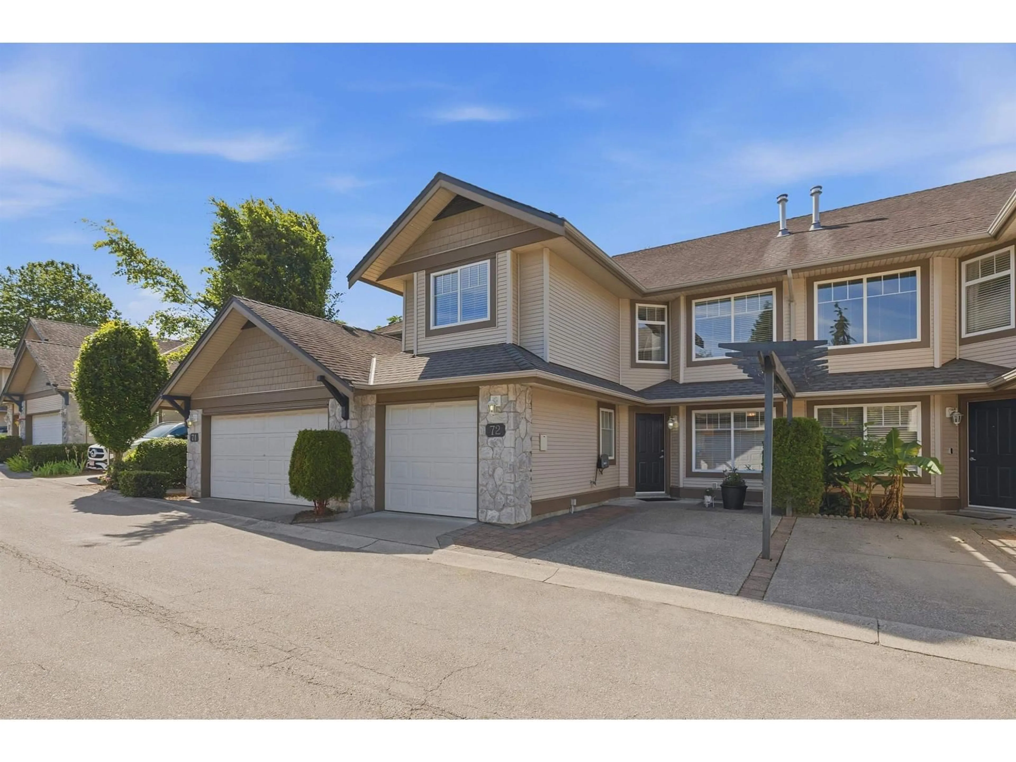 A pic from outside/outdoor area/front of a property/back of a property/a pic from drone, street for 72 - 8888 151 STREET, Surrey British Columbia V3R0Z9