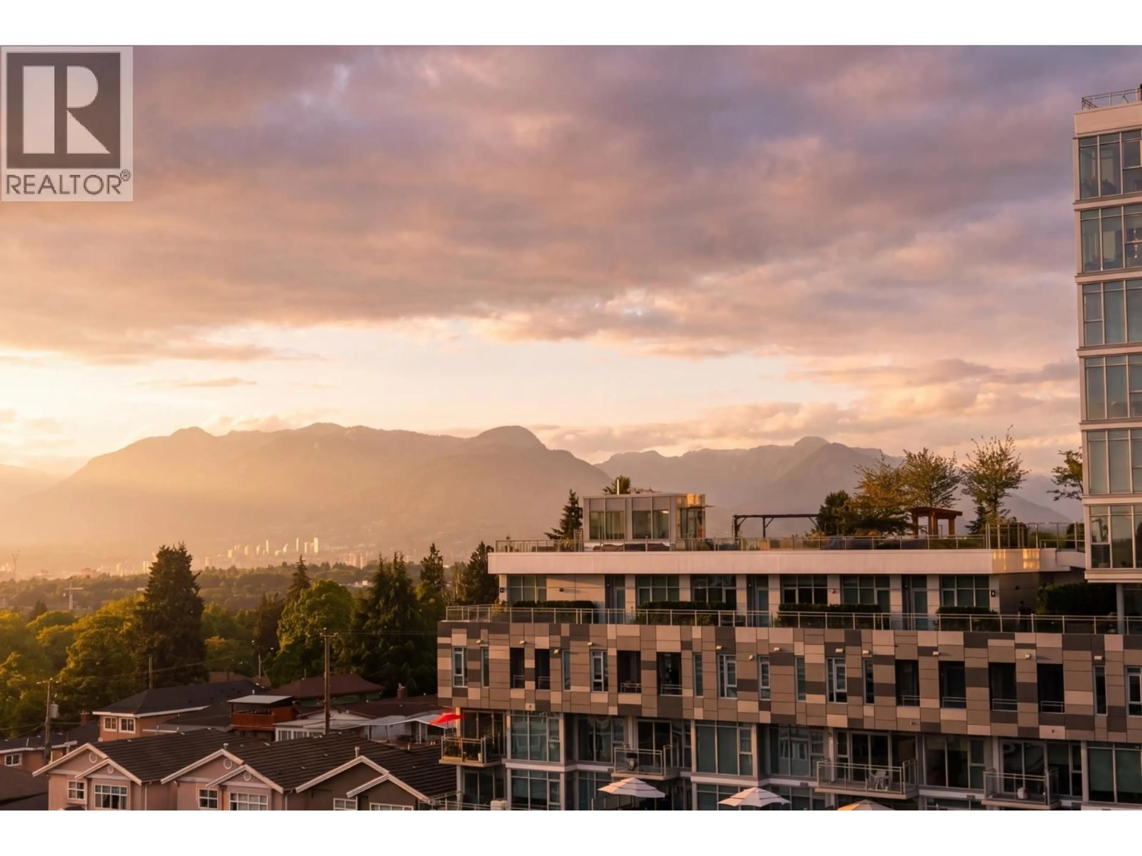 A pic from outside/outdoor area/front of a property/back of a property/a pic from drone, mountain view for 608 - 2435 KINGSWAY, Vancouver British Columbia V5R5G8