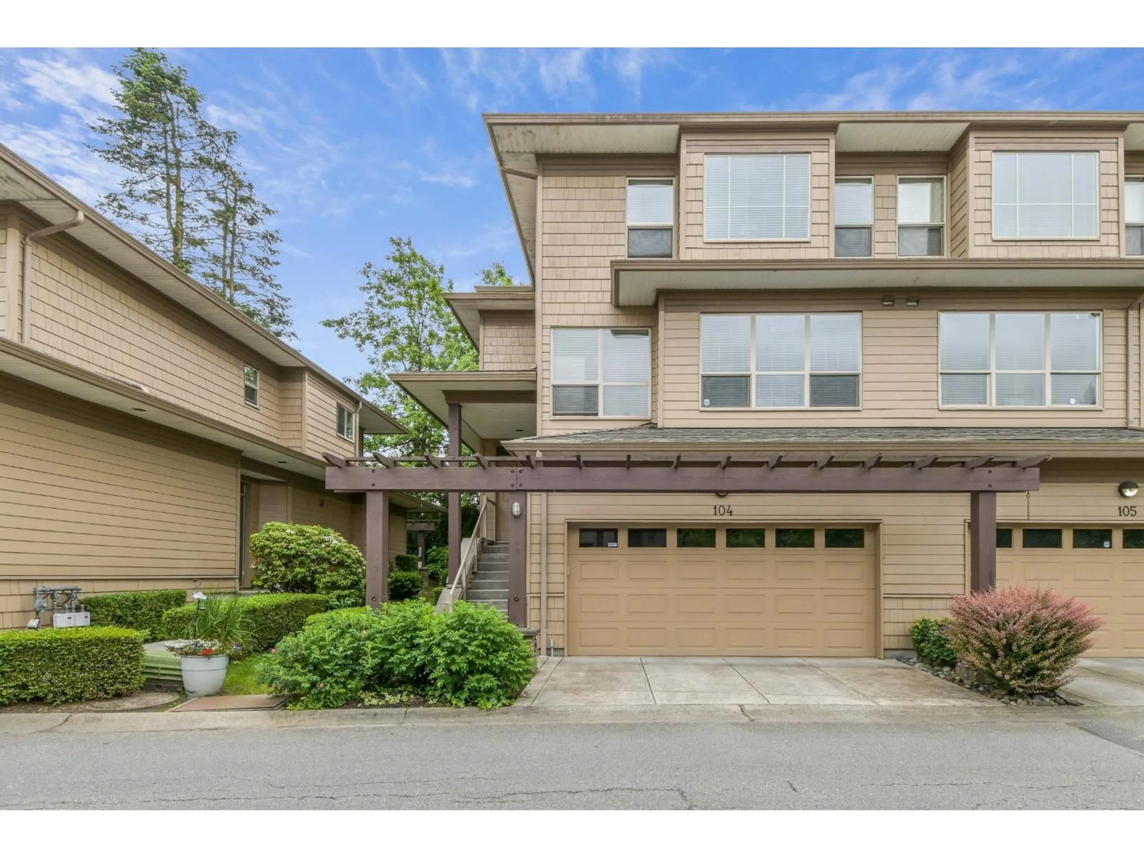 Unknown for 104 - 16655 64 AVENUE, Surrey British Columbia V3S3V1