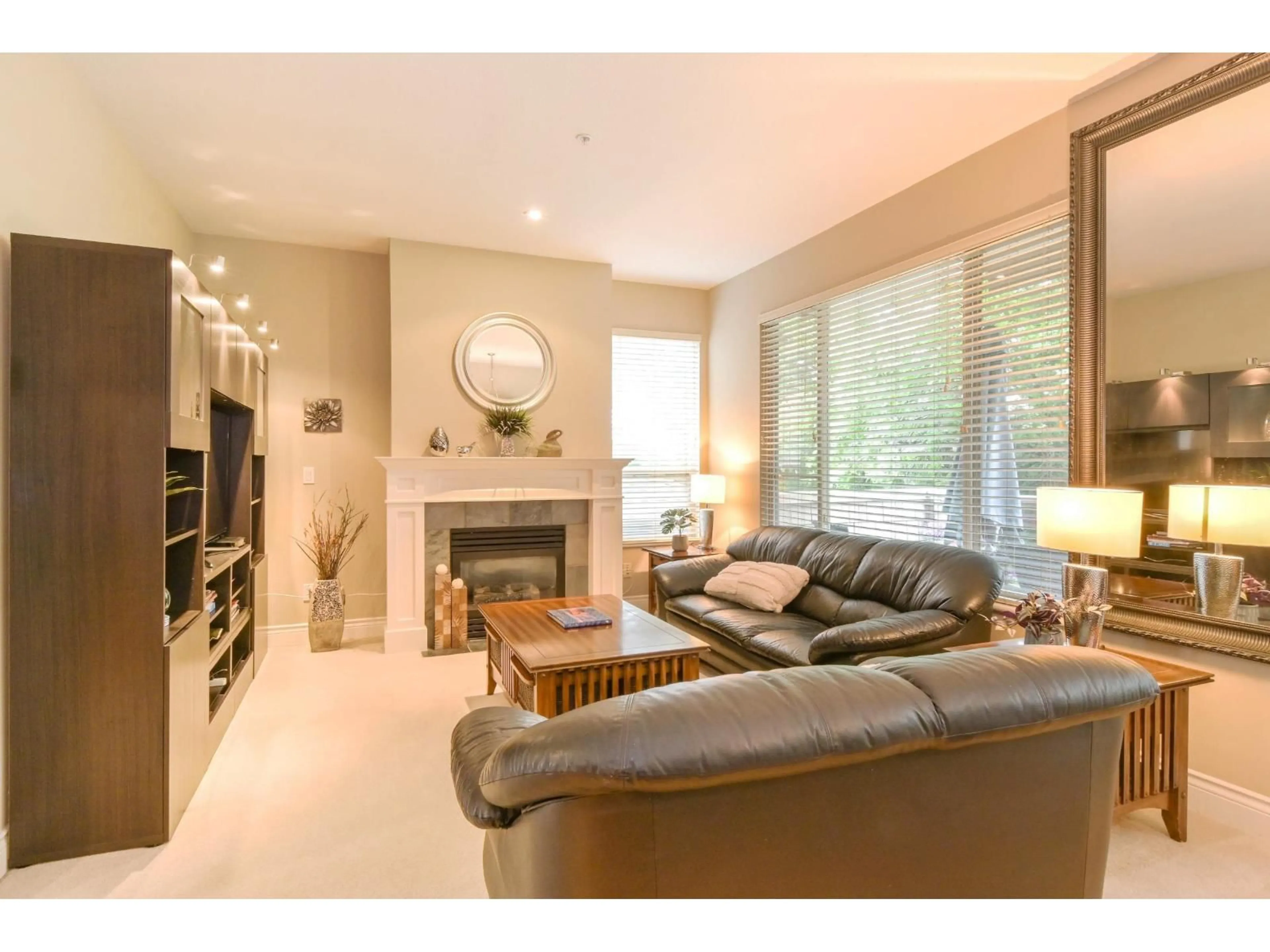 Living room with furniture, unknown for 104 - 16655 64 AVENUE, Surrey British Columbia V3S3V1