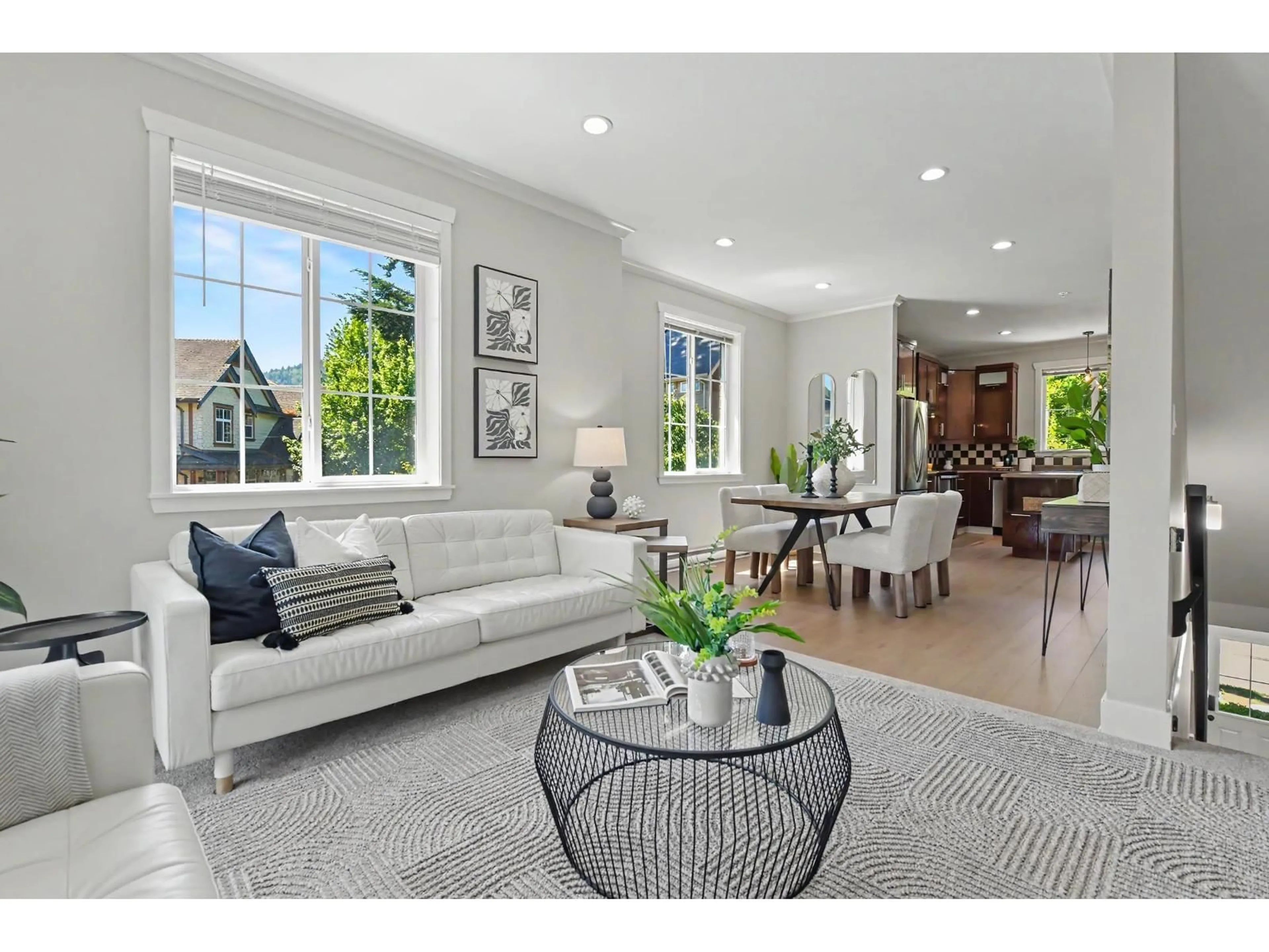 Living room with furniture, unknown for 37 - 5805 SAPPERS WAY, Chilliwack British Columbia V2R0L7