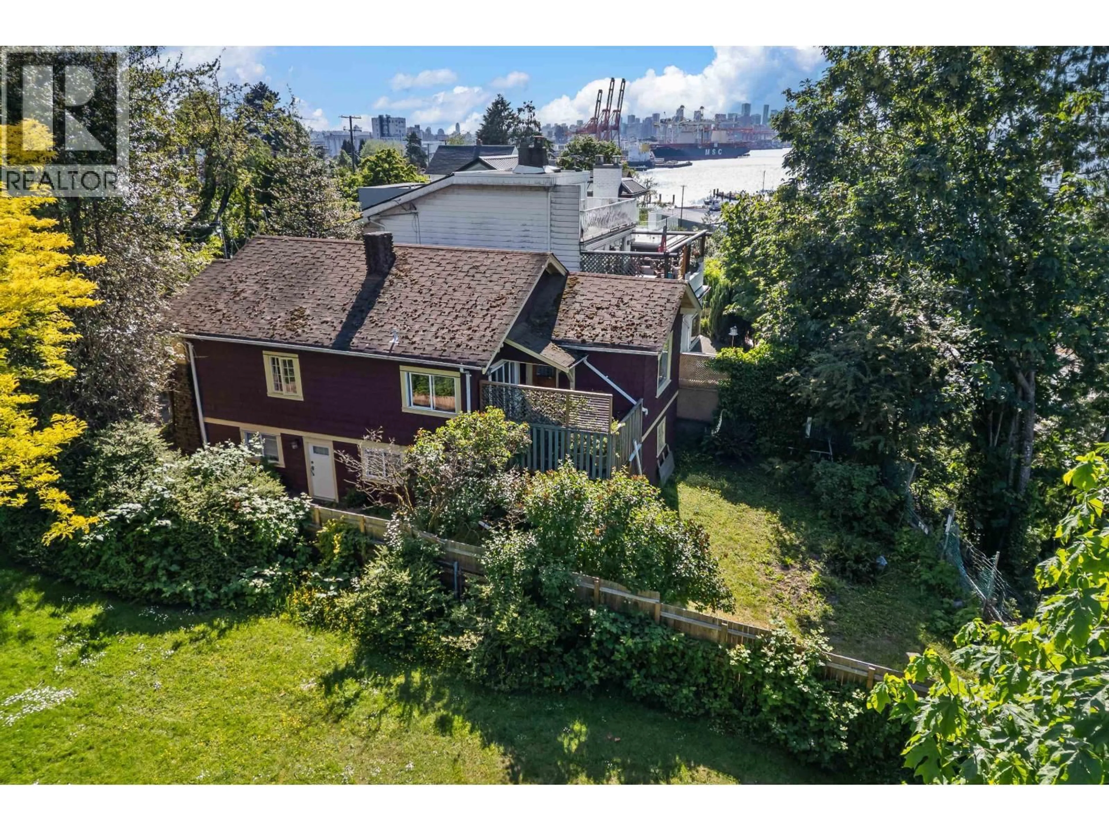 A pic from outside/outdoor area/front of a property/back of a property/a pic from drone, unknown for 2497 WALL STREET, Vancouver British Columbia V5K1A4
