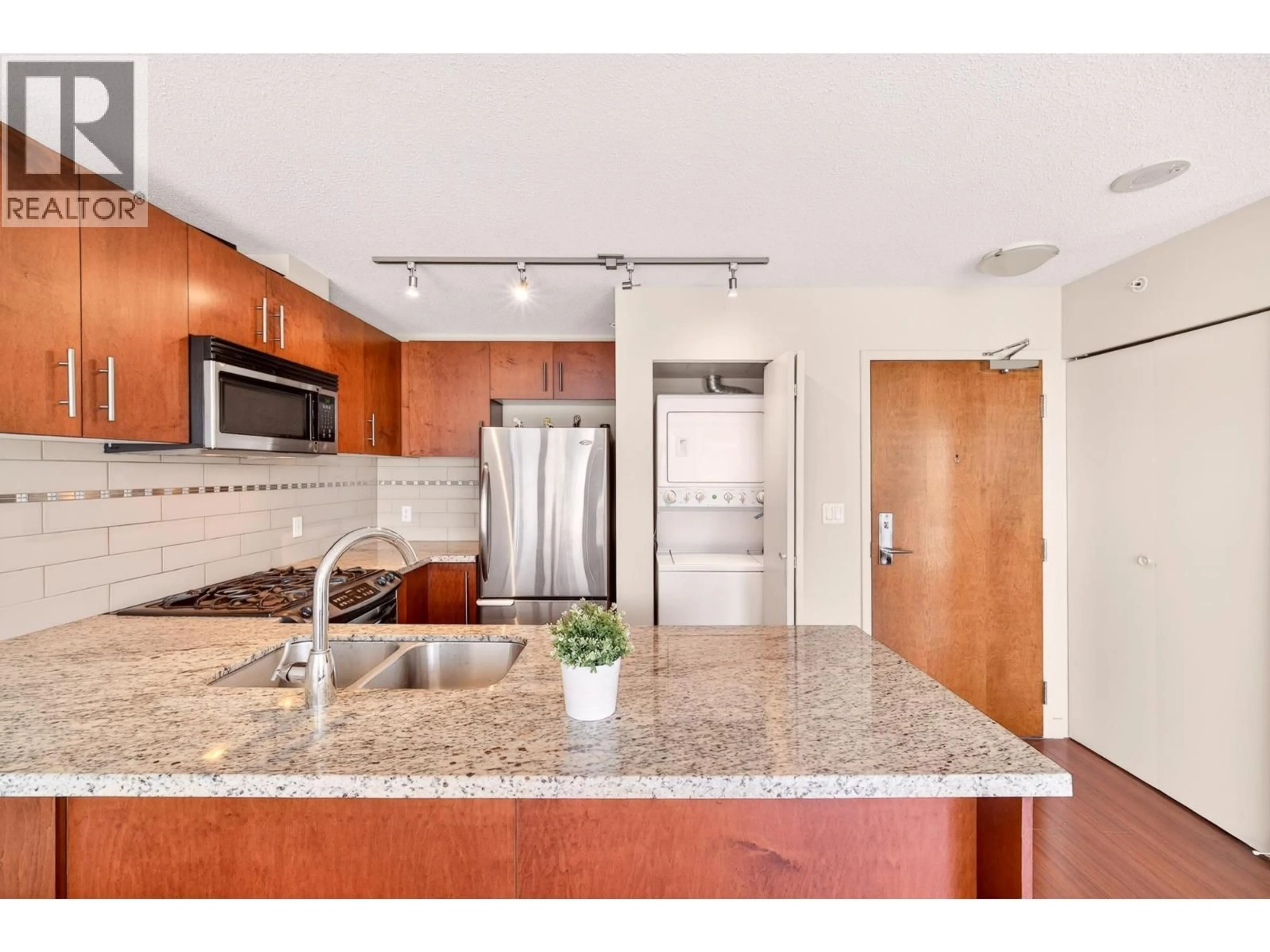 Standard kitchen, ceramic/tile floor for 606 - 8280 LANSDOWNE ROAD, Richmond British Columbia V6X0B2