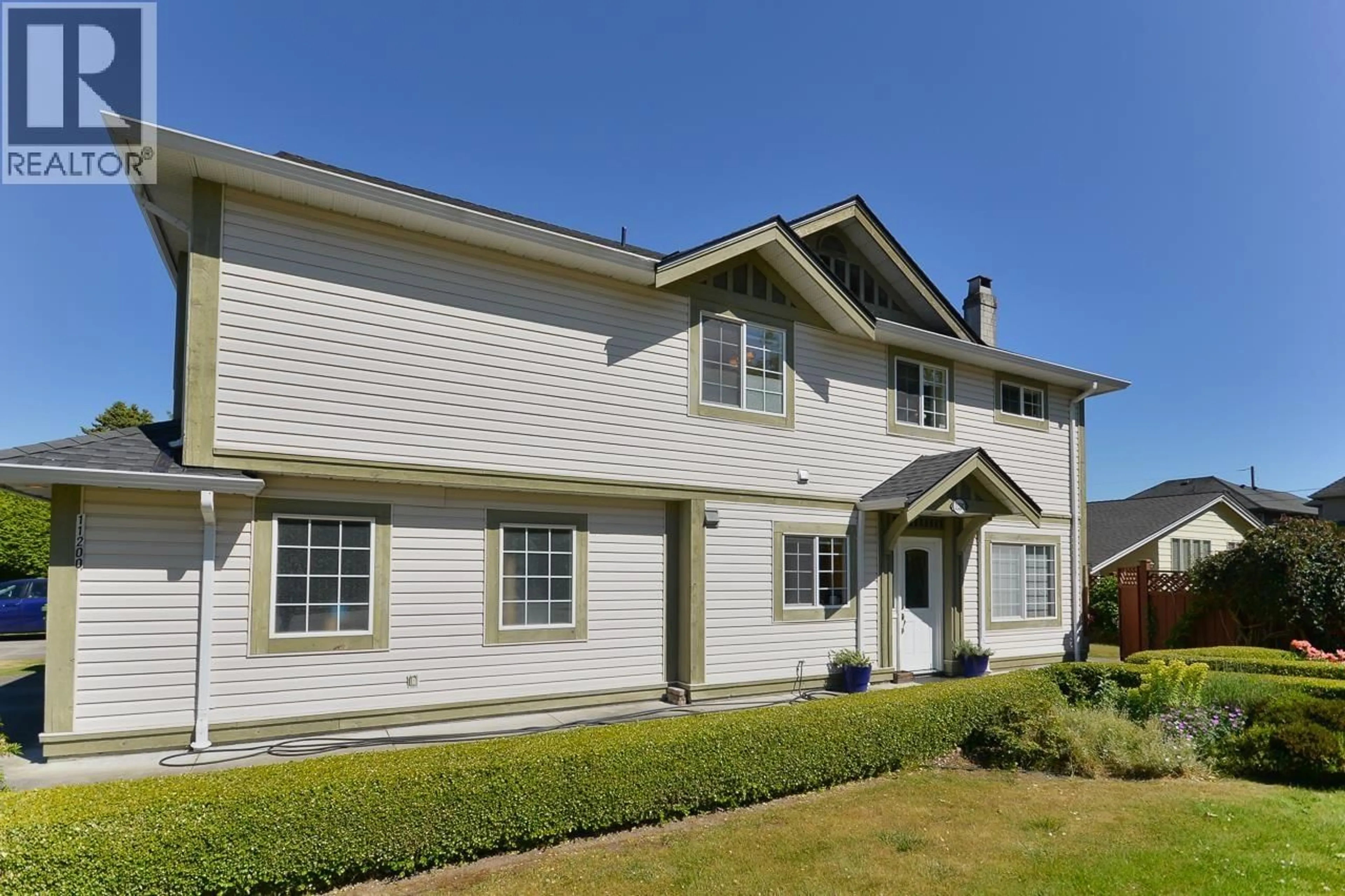 Home with vinyl exterior material, unknown for 11200 7TH AVENUE, Richmond British Columbia V7E3B9