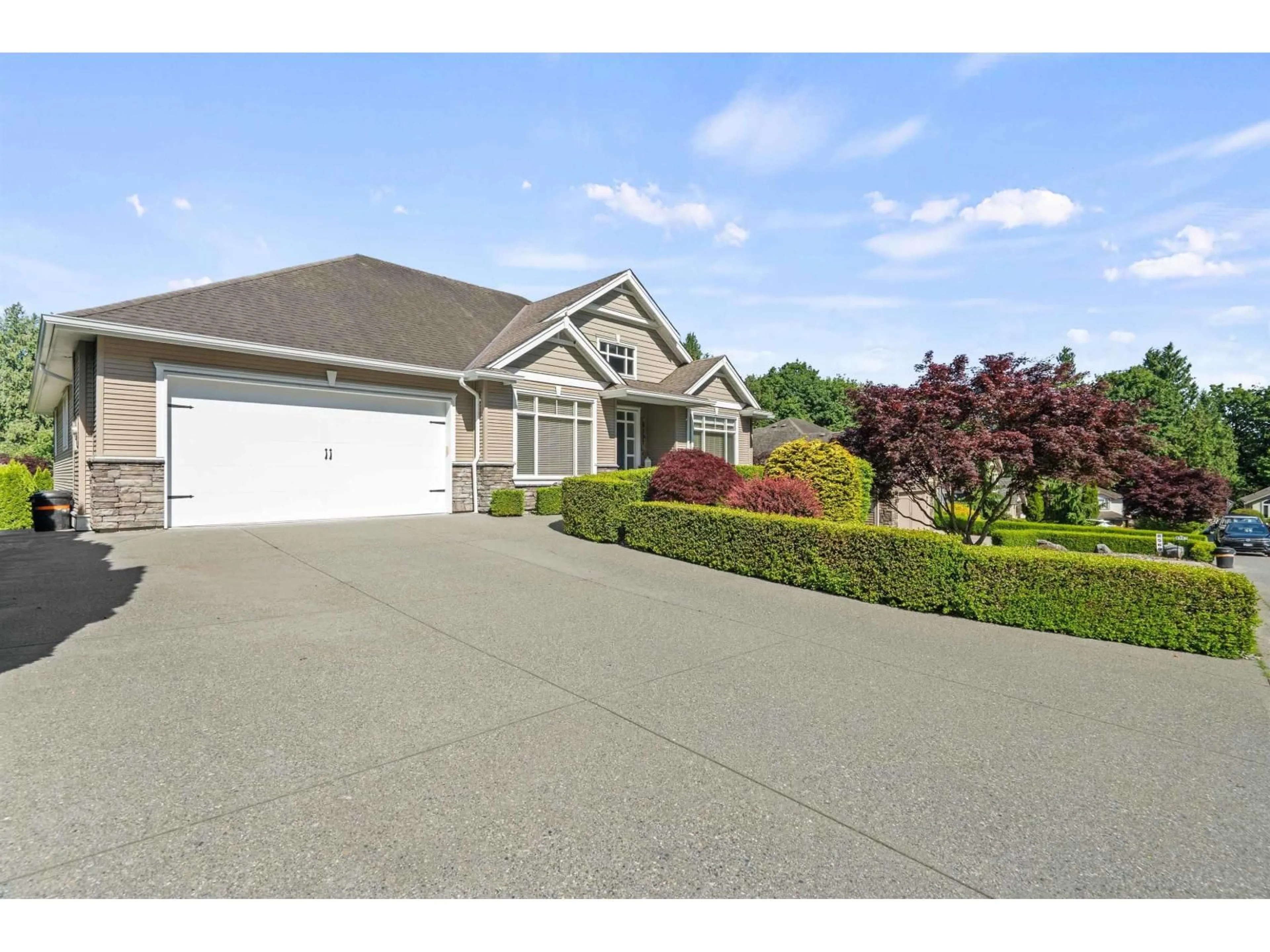 Home with vinyl exterior material, street for 8557 FRIPP TERRACE, Mission British Columbia V2V6T3
