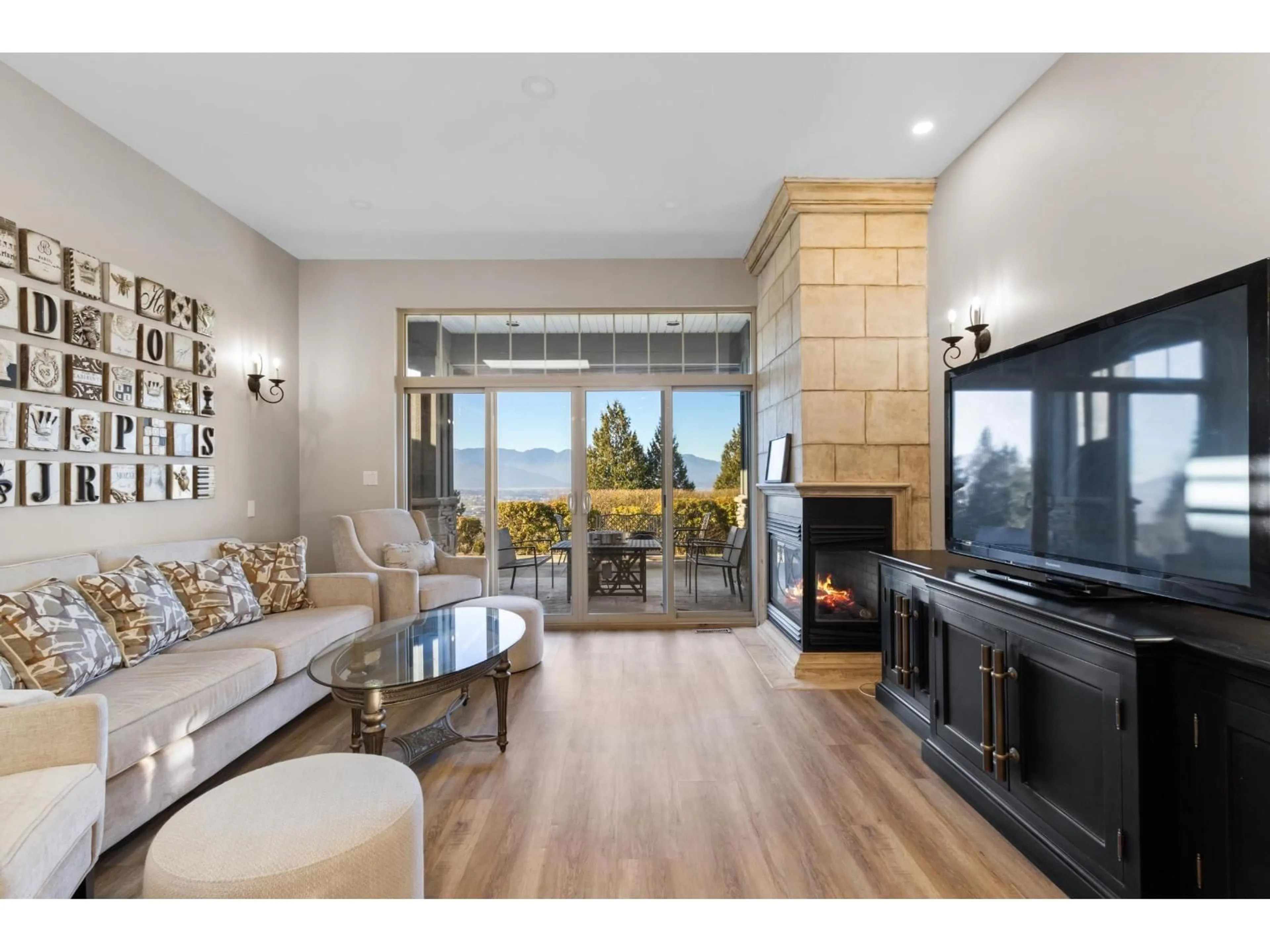 Living room with furniture, unknown for 104 - 51096 FALLS COURT, Chilliwack British Columbia V4Z1K7