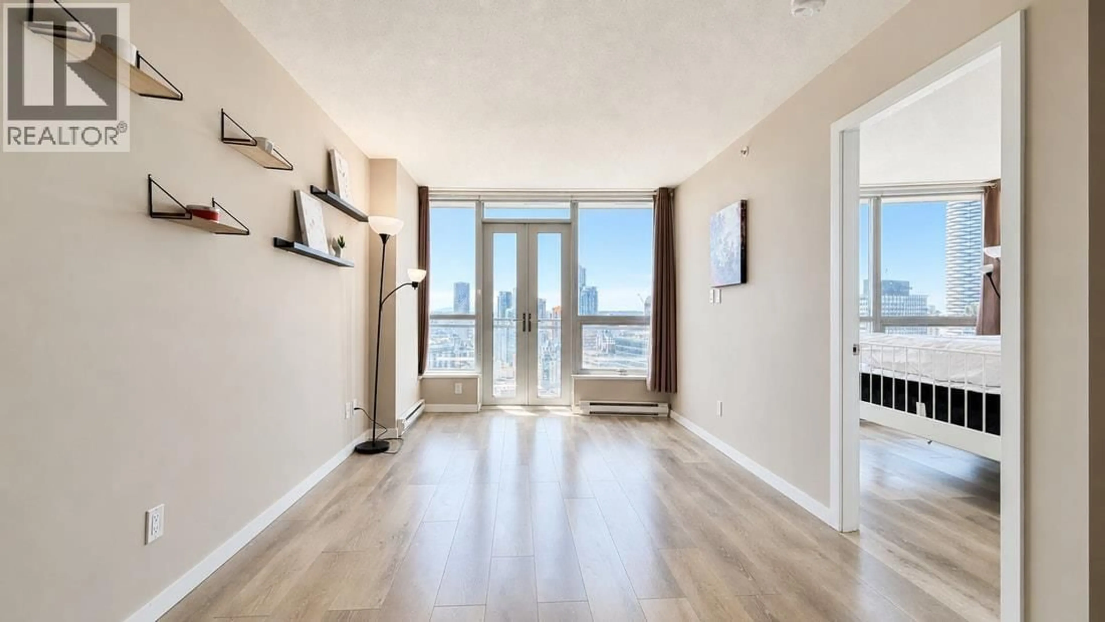 Indoor foyer for 2508 - 833 SEYMOUR STREET, Vancouver British Columbia V6B0G4