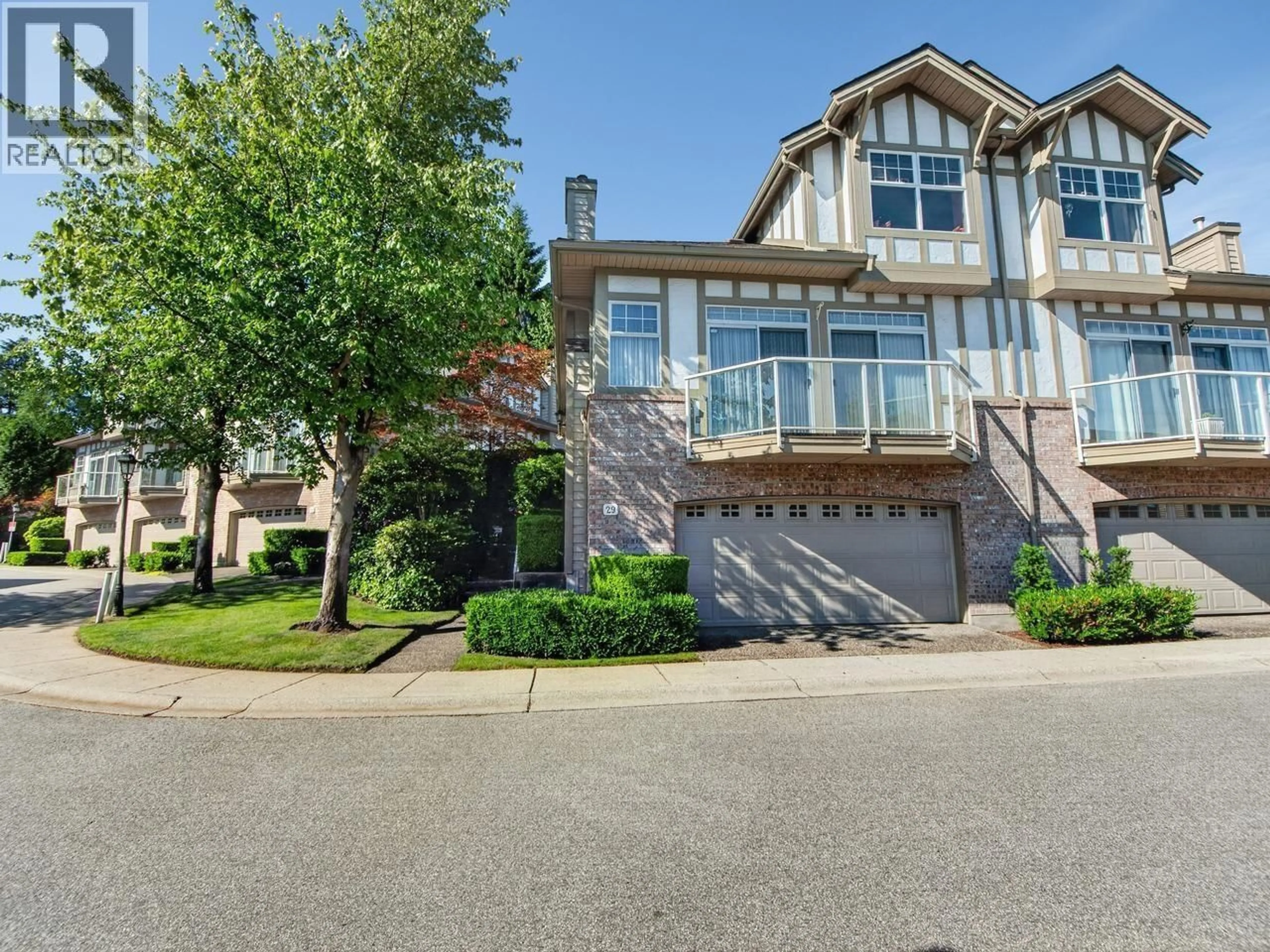 Unknown for 29 - 5221 OAKMOUNT CRESCENT, Burnaby British Columbia V5H4R4