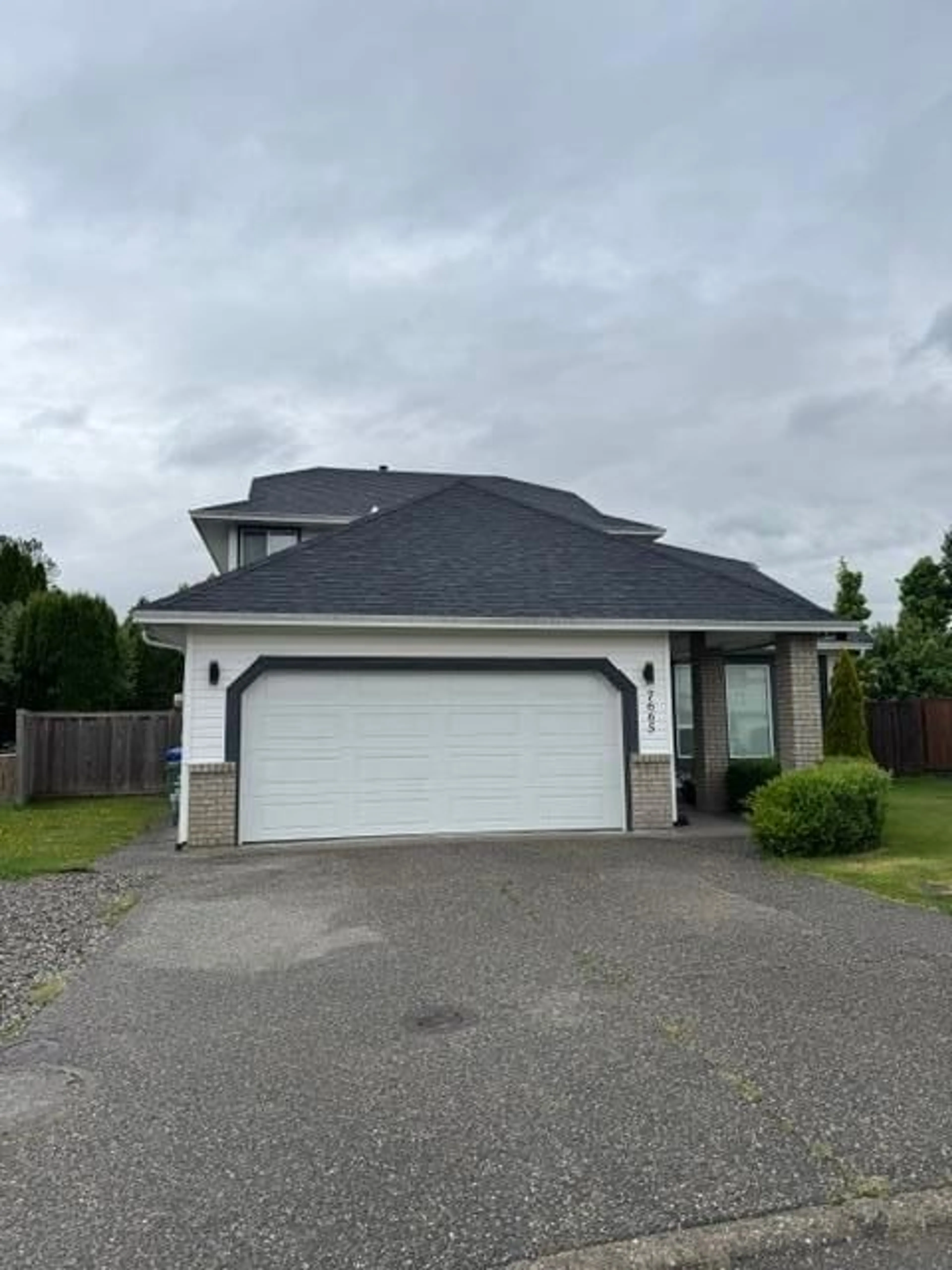Unknown for 7665 SAPPHIRE DRIVE, Chilliwack British Columbia V2R3A7