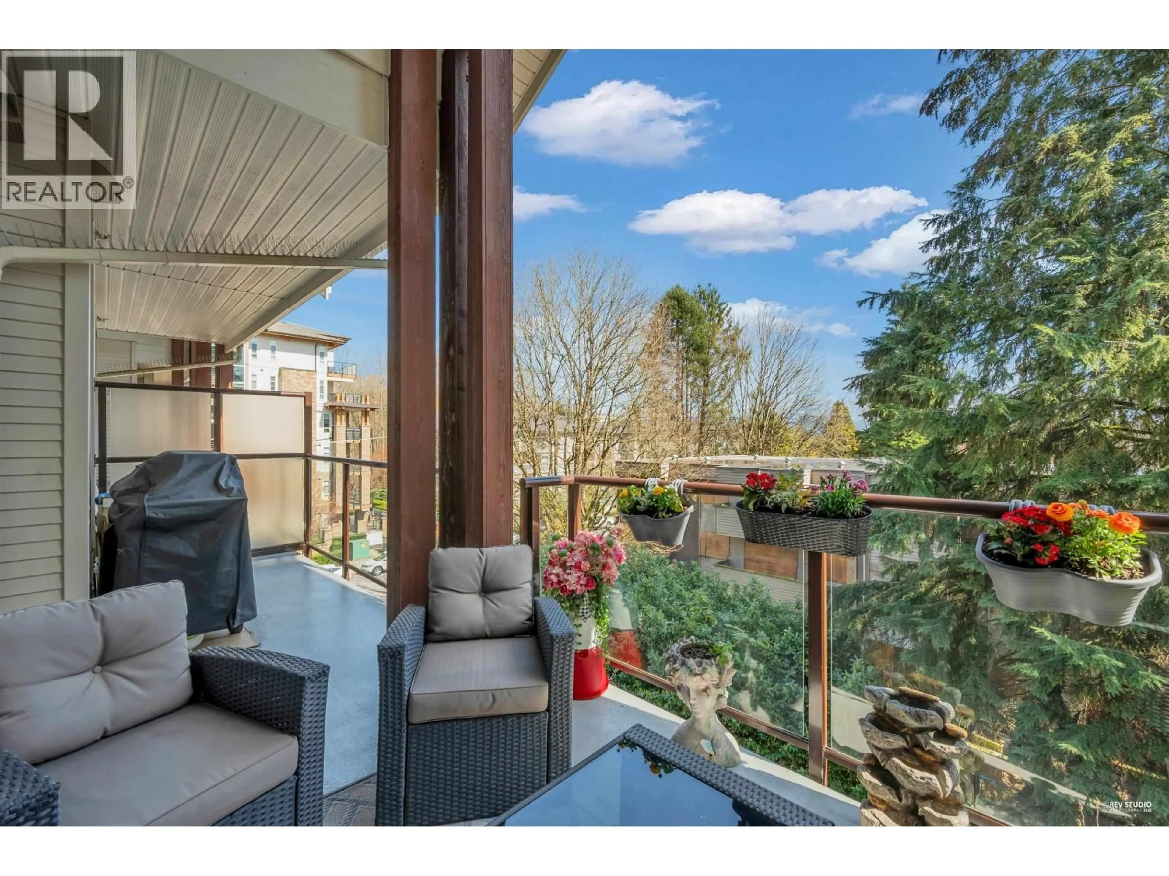 Patio, water/lake/river/ocean view for 416 - 2484 WILSON AVENUE, Port Coquitlam British Columbia V3C0A5