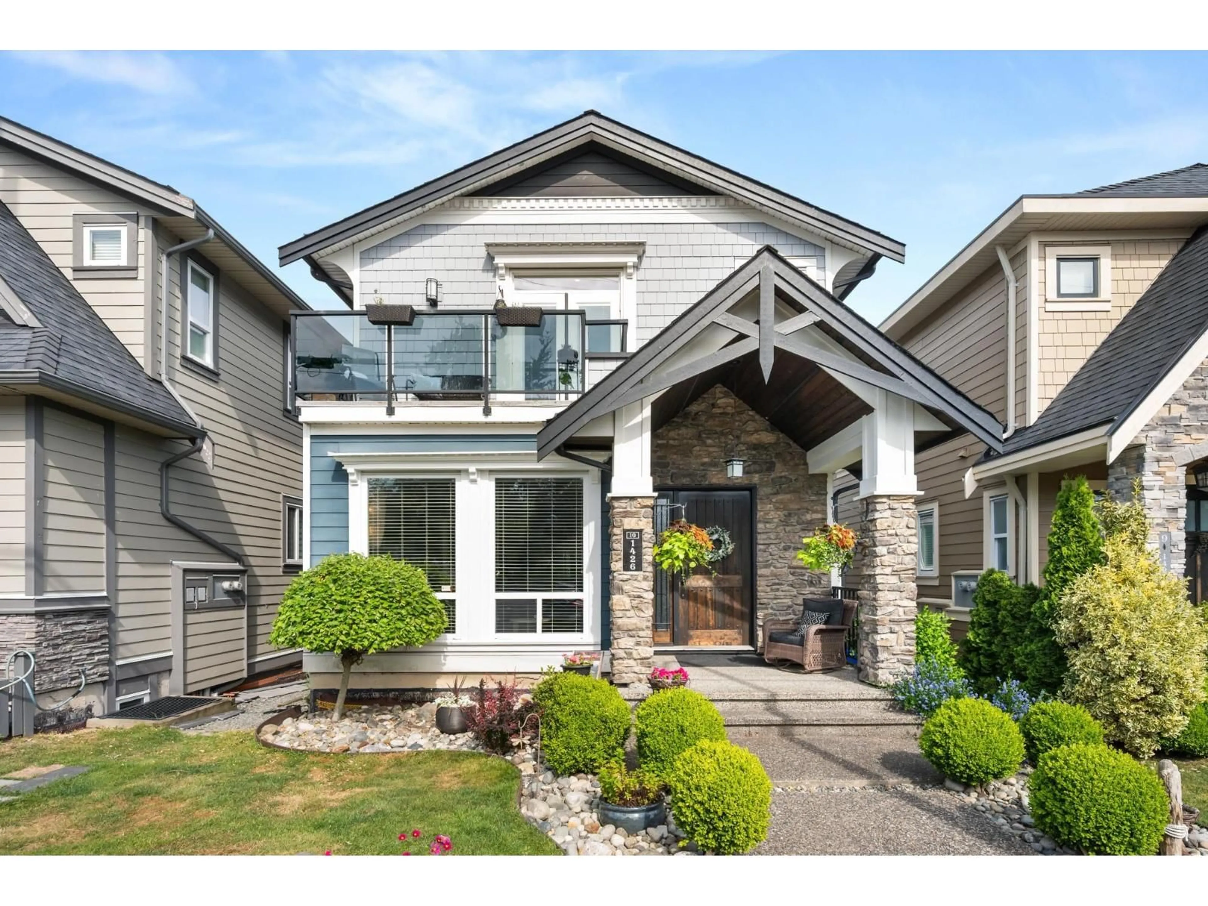 Home with brick exterior material, street for 10 - 1426 FINLAY STREET, White Rock British Columbia V4B4L5
