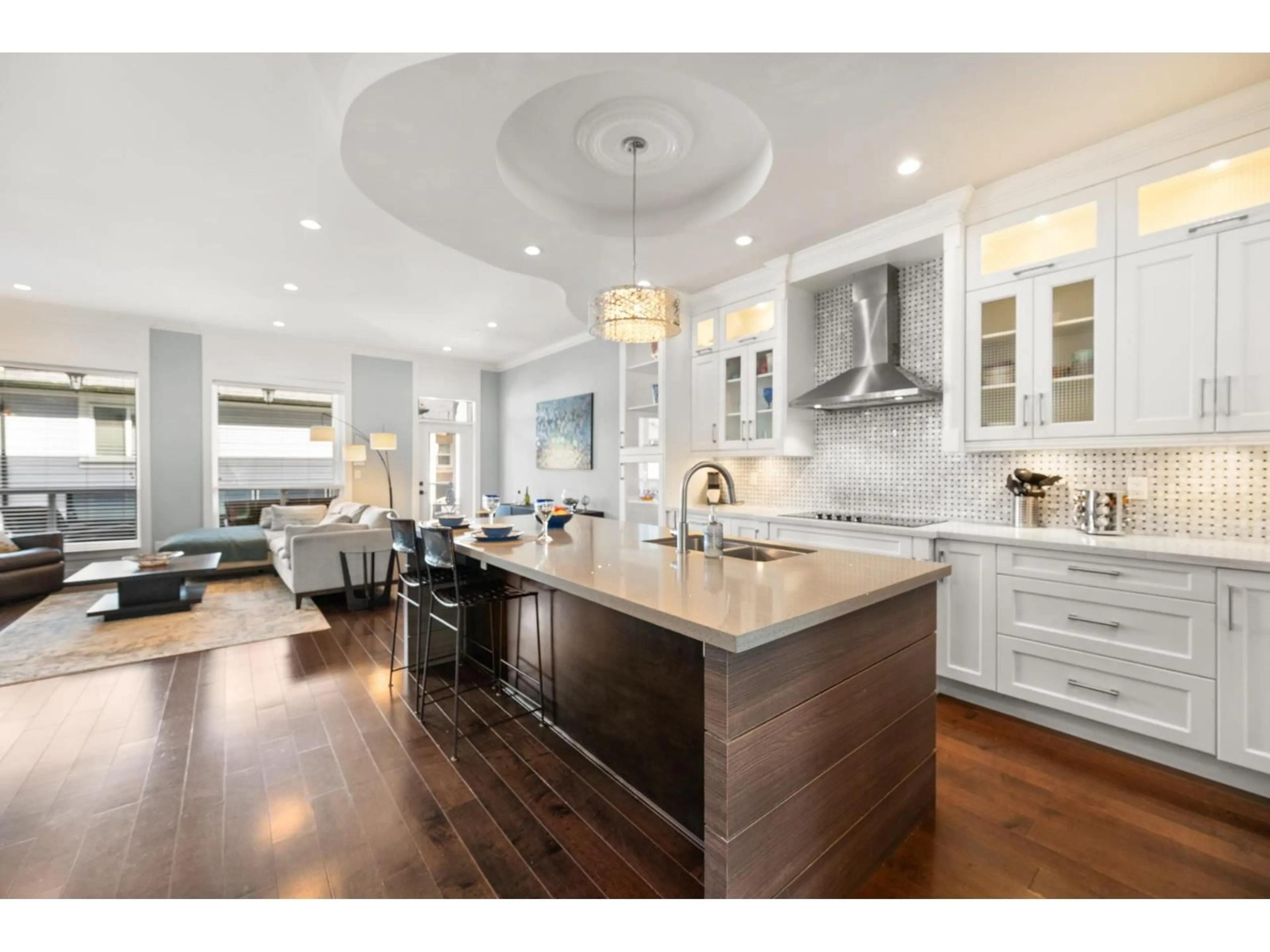 Open concept kitchen, wood/laminate floor for 10 - 1426 FINLAY STREET, White Rock British Columbia V4B4L5