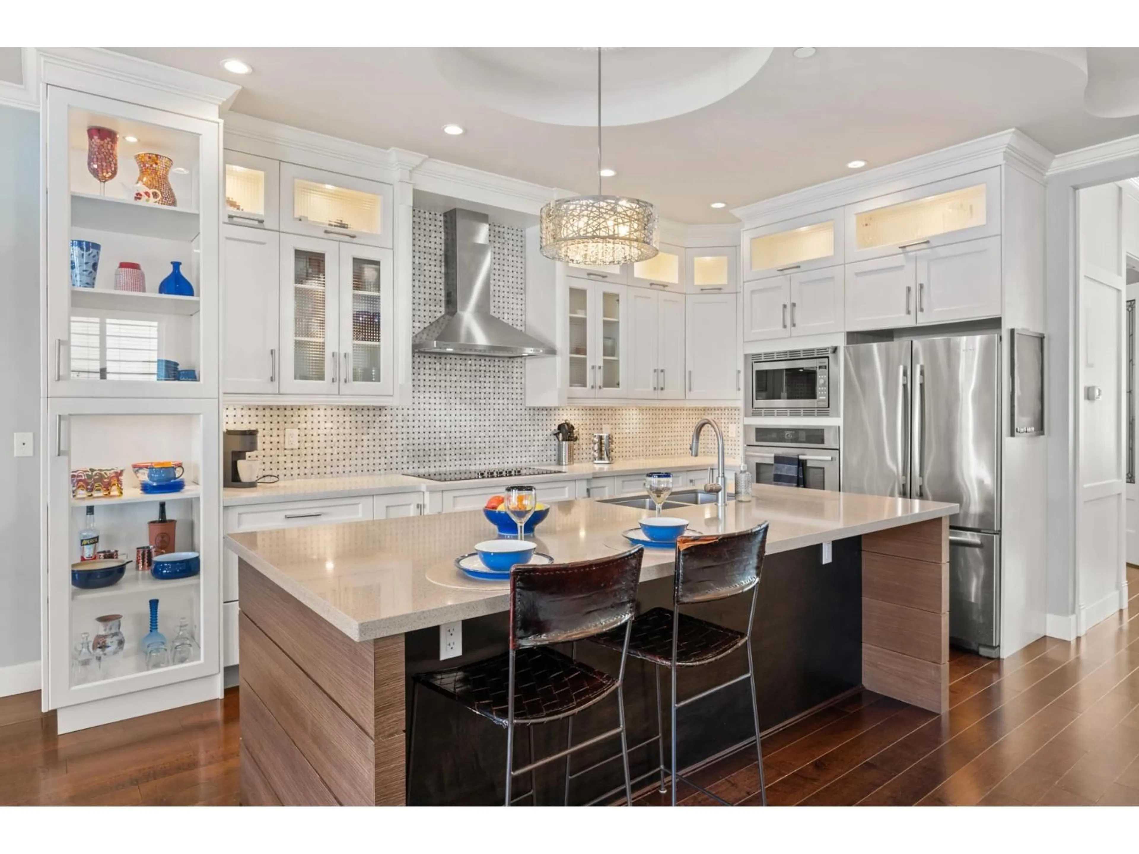 Contemporary kitchen, unknown for 10 - 1426 FINLAY STREET, White Rock British Columbia V4B4L5
