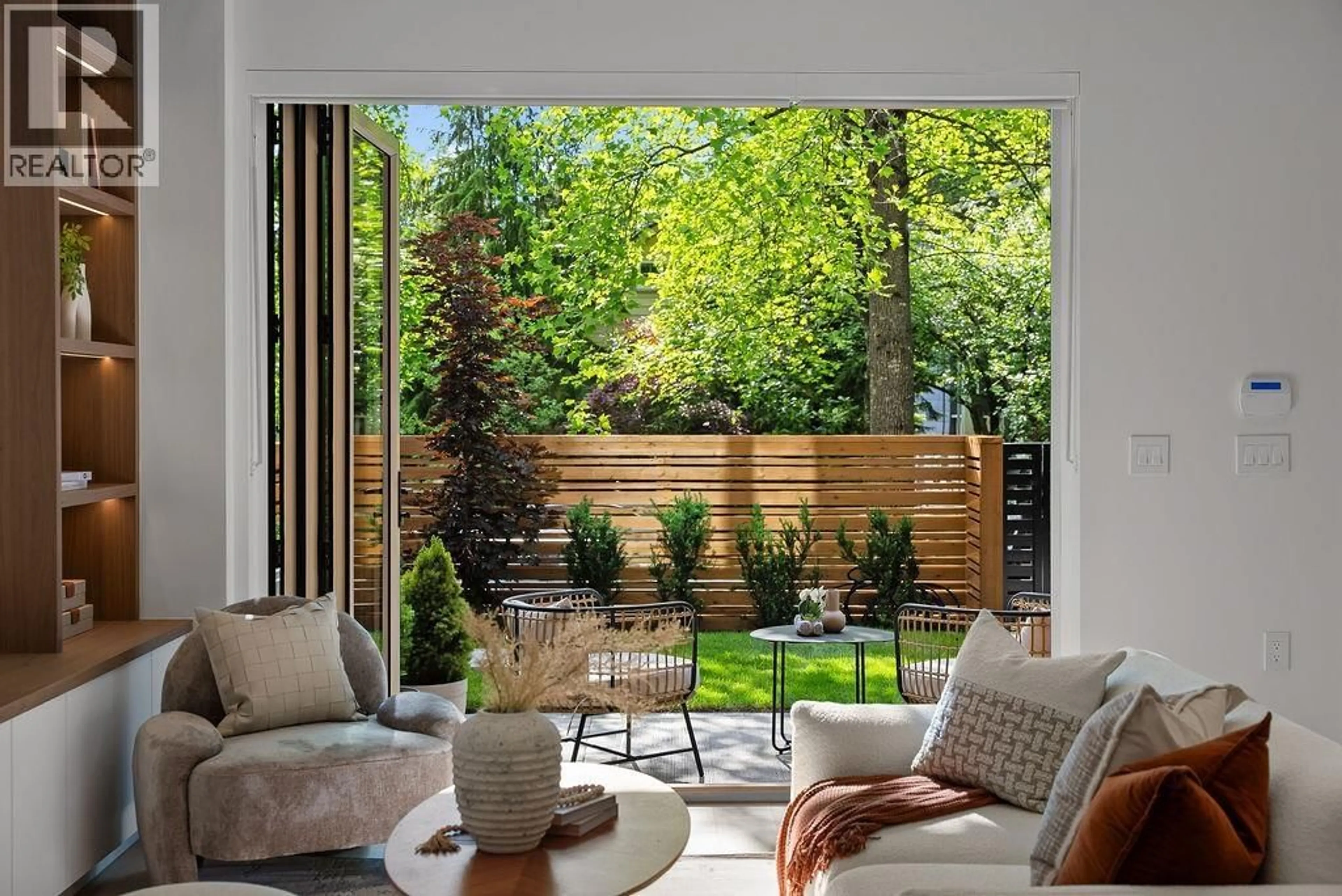 Patio, forest/trees view for 1 - 6318 SOPHIA STREET, Vancouver British Columbia V5W2W6