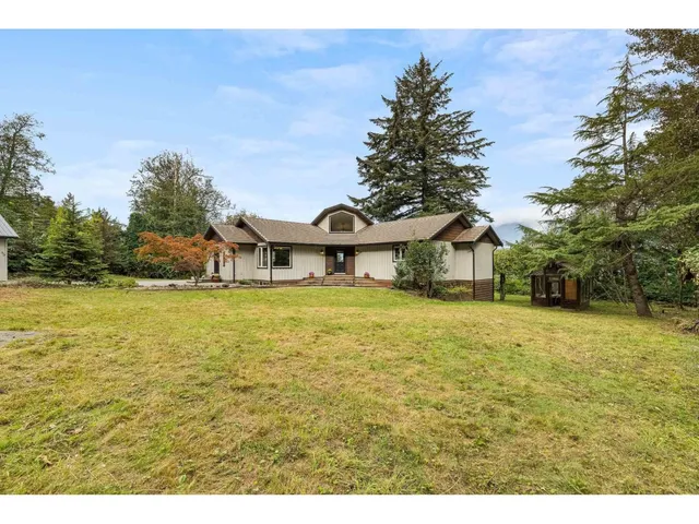 8379 CHELMSFORD PLACE, Chilliwack 3