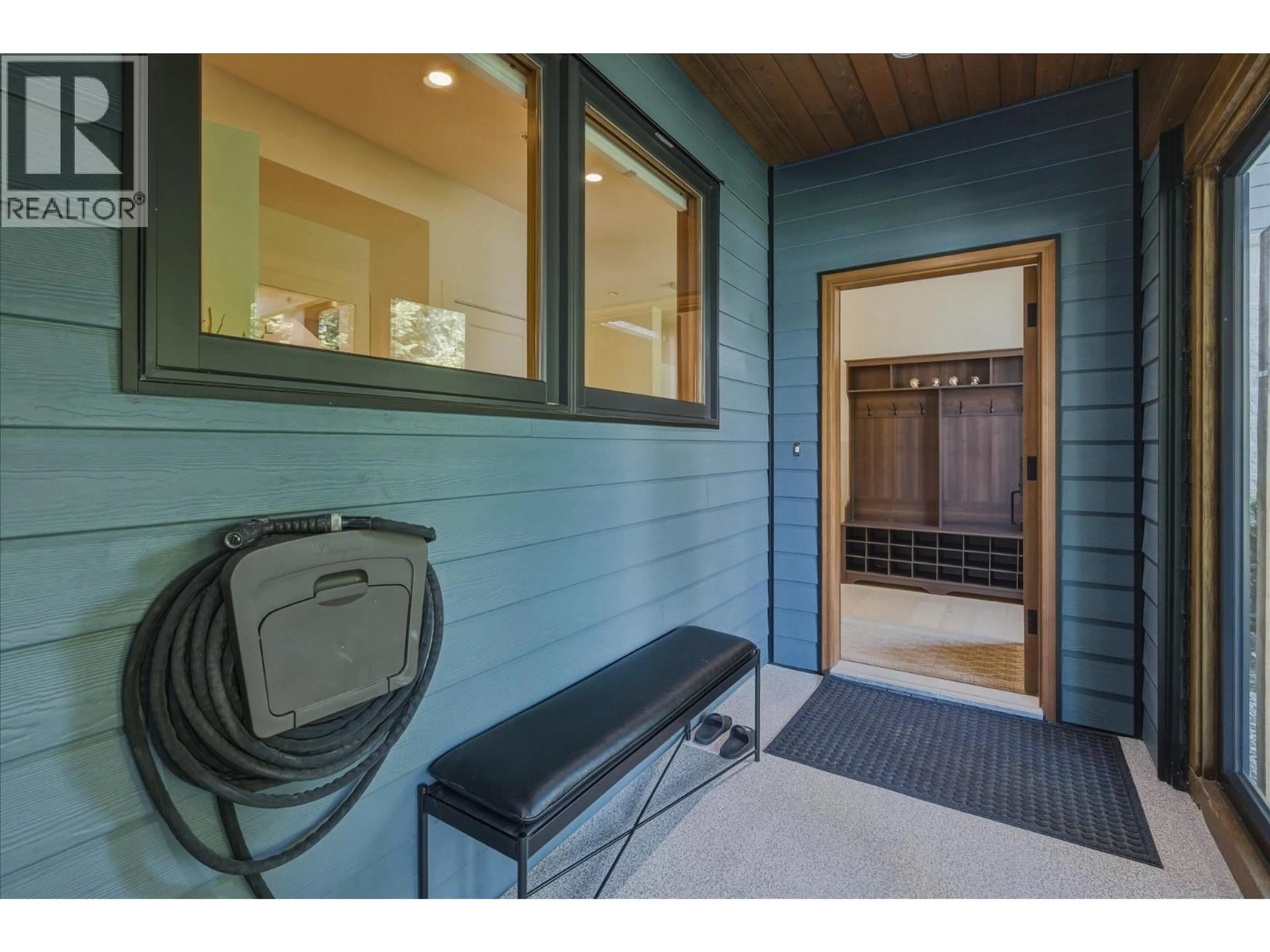 Indoor entryway for 1205 MOUNT FEE ROAD, Whistler British Columbia V8E0A4