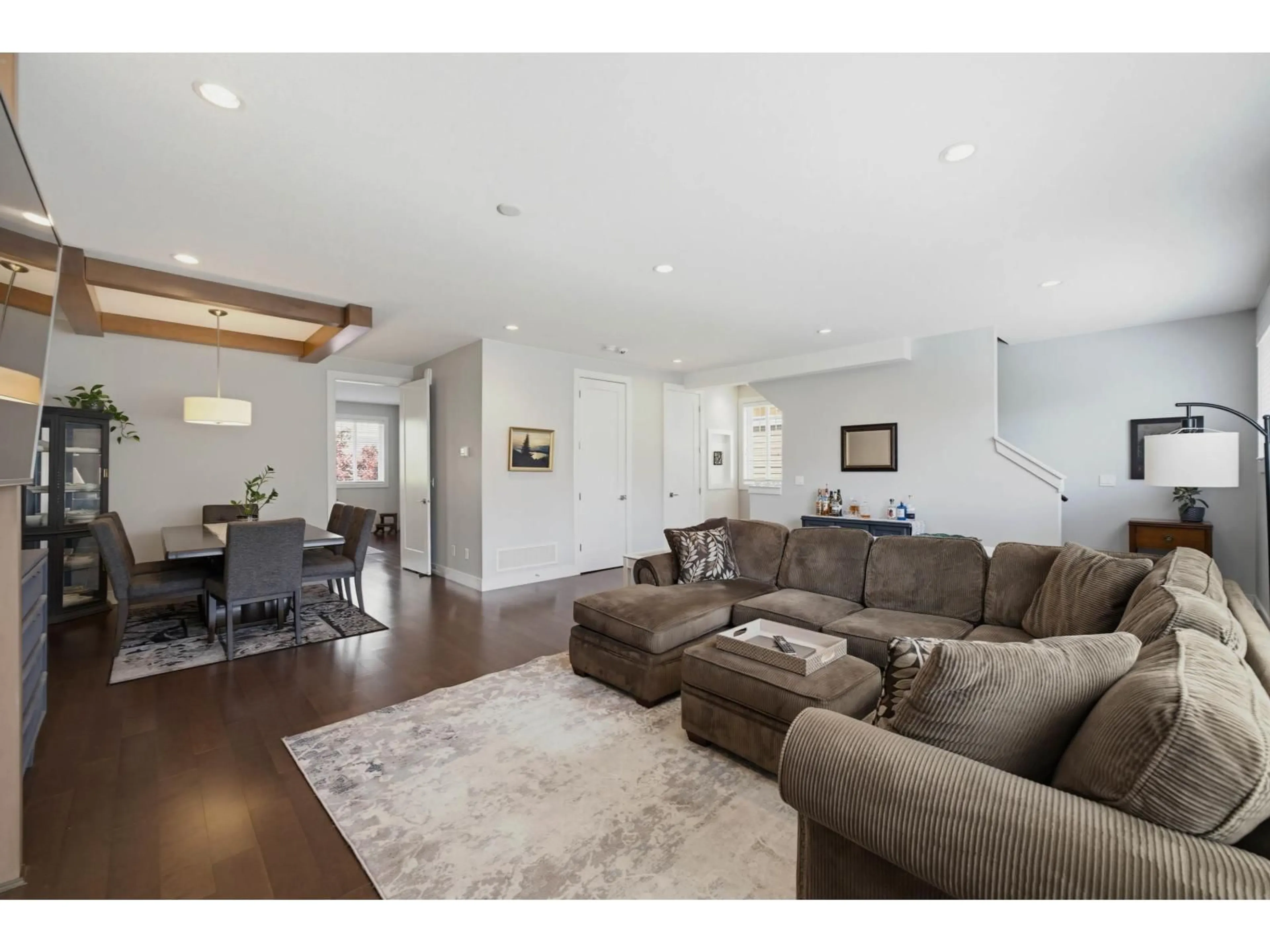 Living room with furniture, unknown for 50 - 15988 32 AVENUE, Surrey British Columbia V3Z2J4