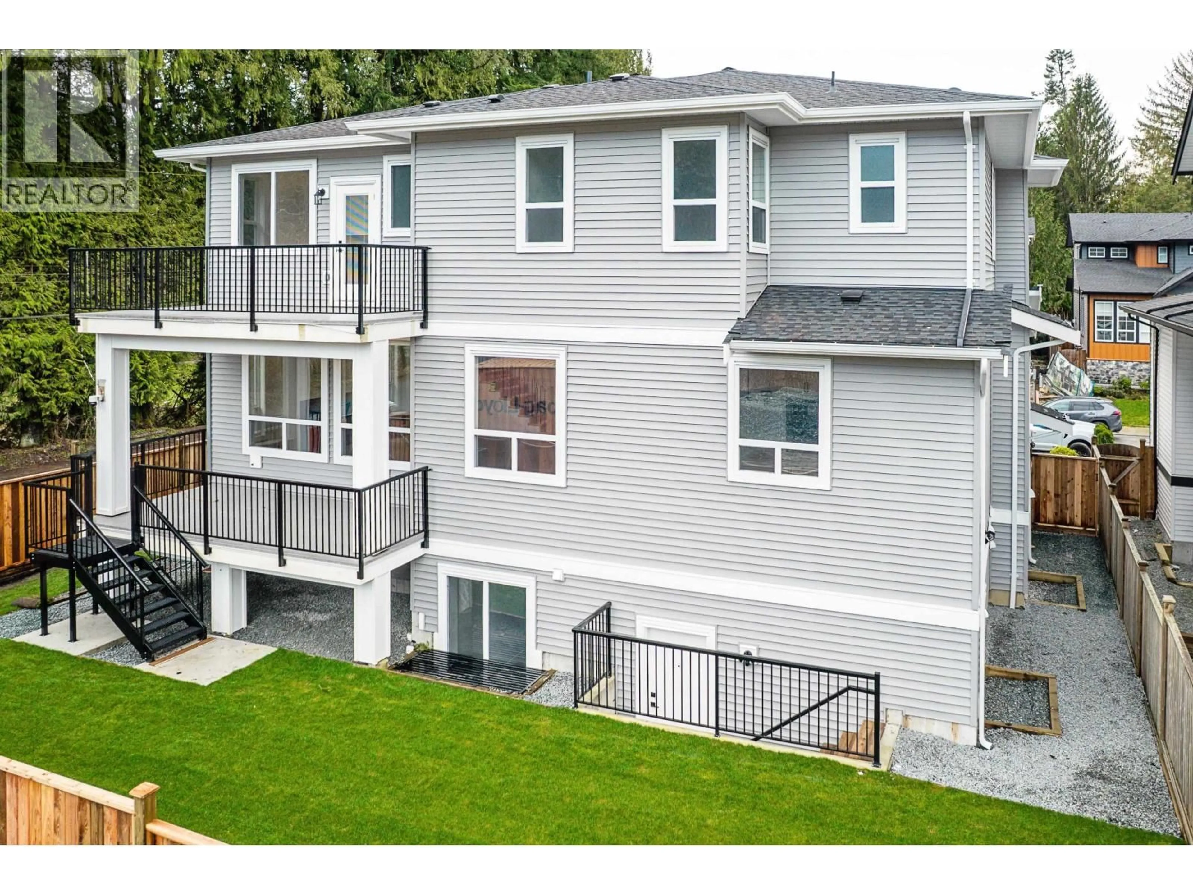 A pic from outside/outdoor area/front of a property/back of a property/a pic from drone, unknown for 11002 243B STREET, Maple Ridge British Columbia V2W1H5