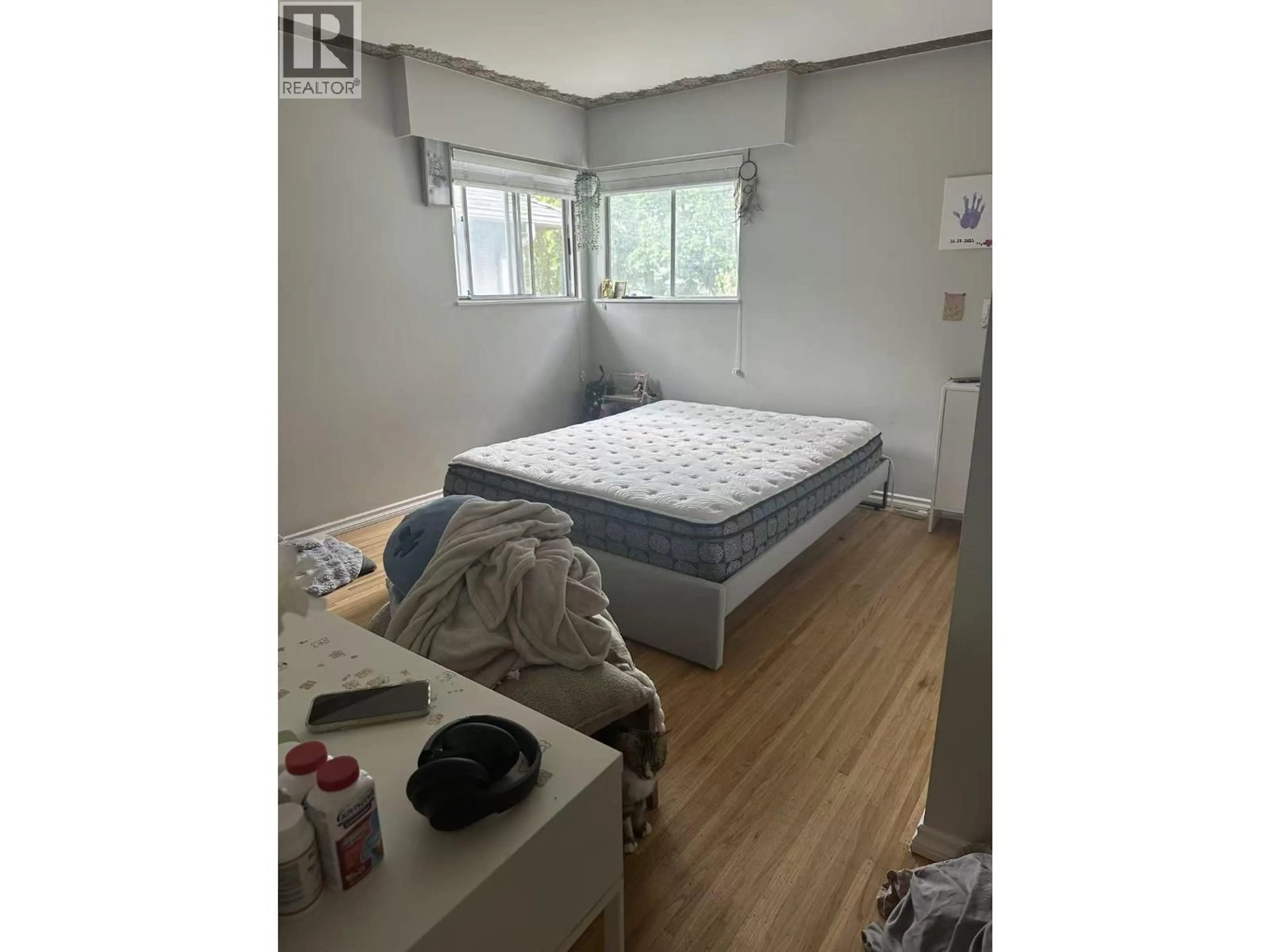 A pic of a room for 1380 54TH AVENUE, Vancouver British Columbia V5X1M4