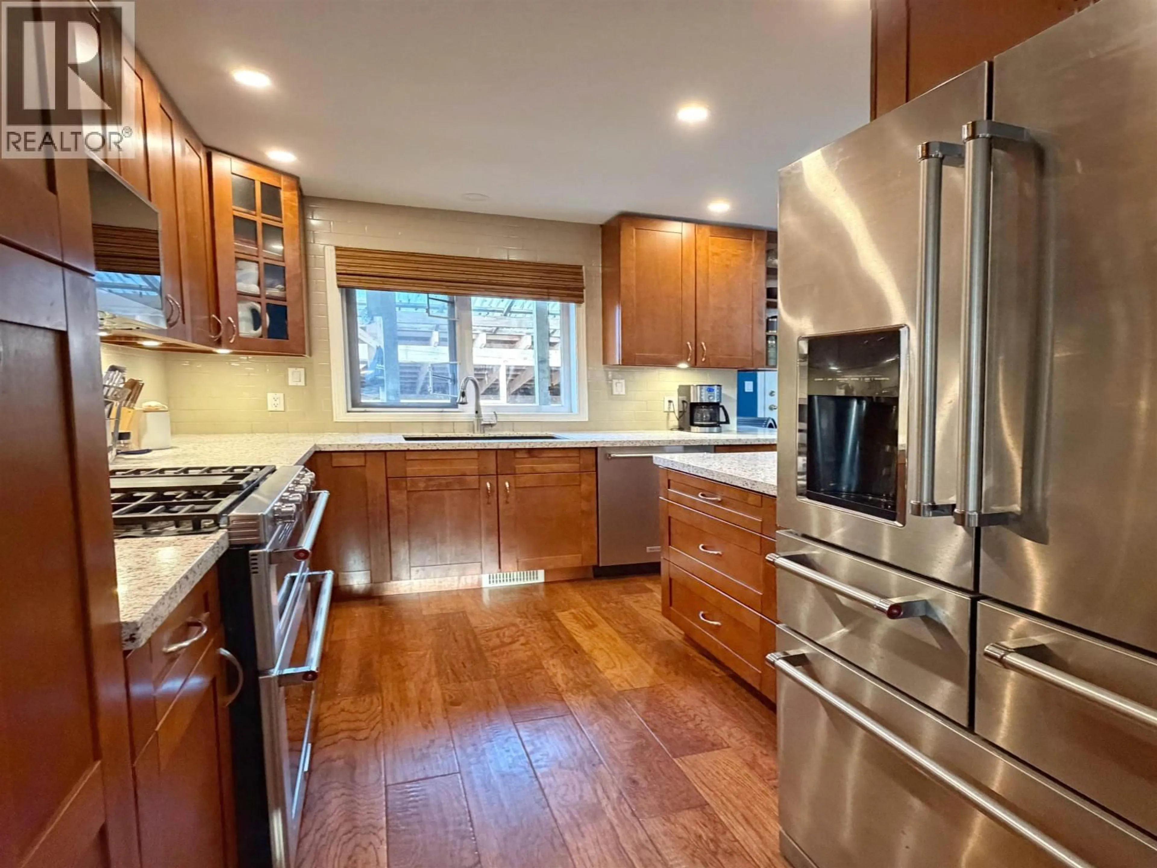 Open concept kitchen, unknown for 915 JUBILEE DRIVE, Port Edward British Columbia V0V1G0