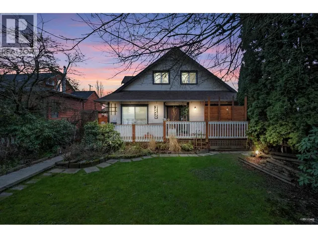 2240 DOUGLAS CRESCENT, Richmond 2