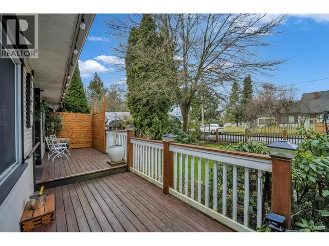 2240 DOUGLAS CRESCENT, Richmond 3