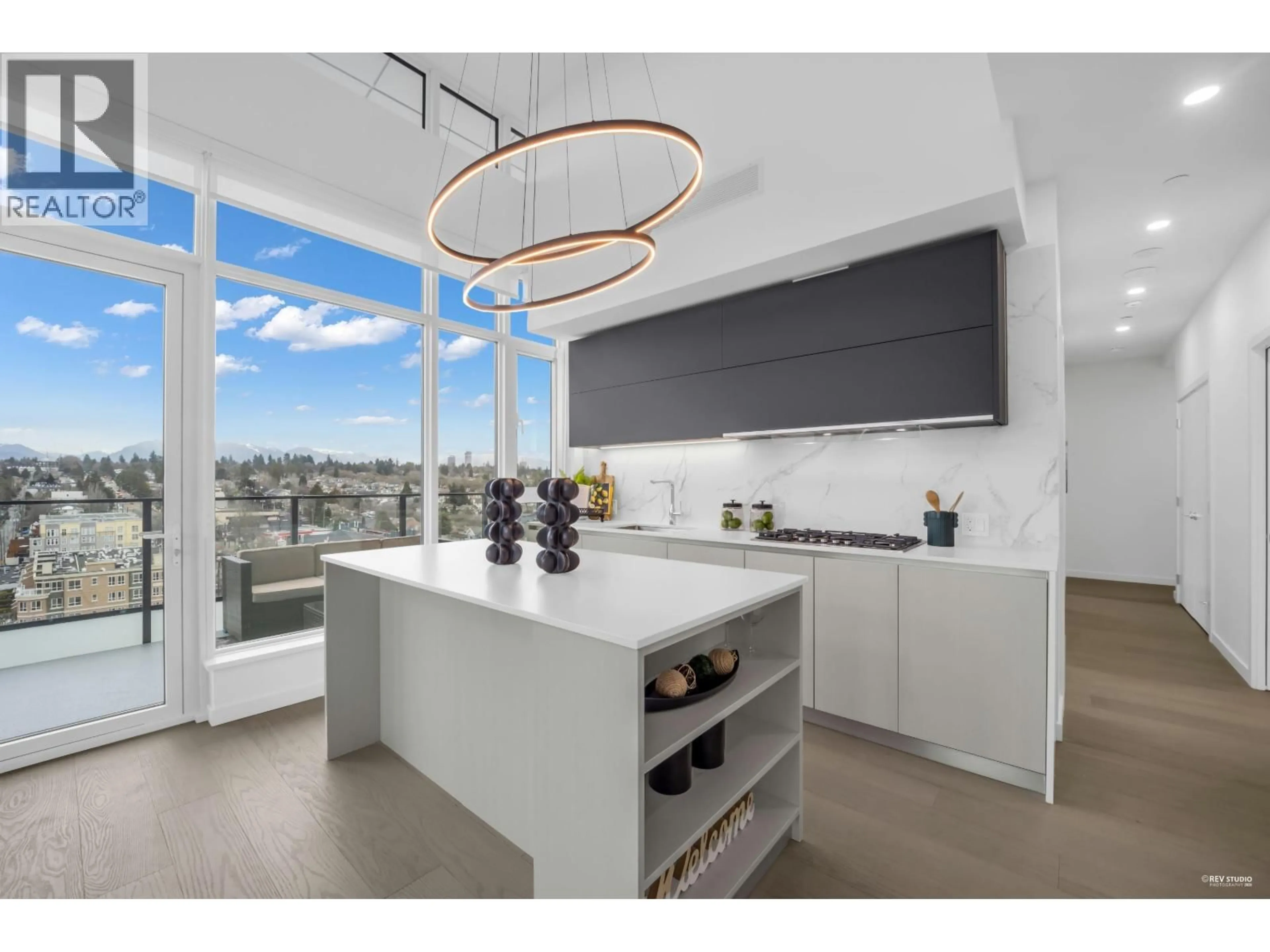 Contemporary kitchen, unknown for 1001 - 8415 GRANVILLE STREET, Vancouver British Columbia V6P0M2