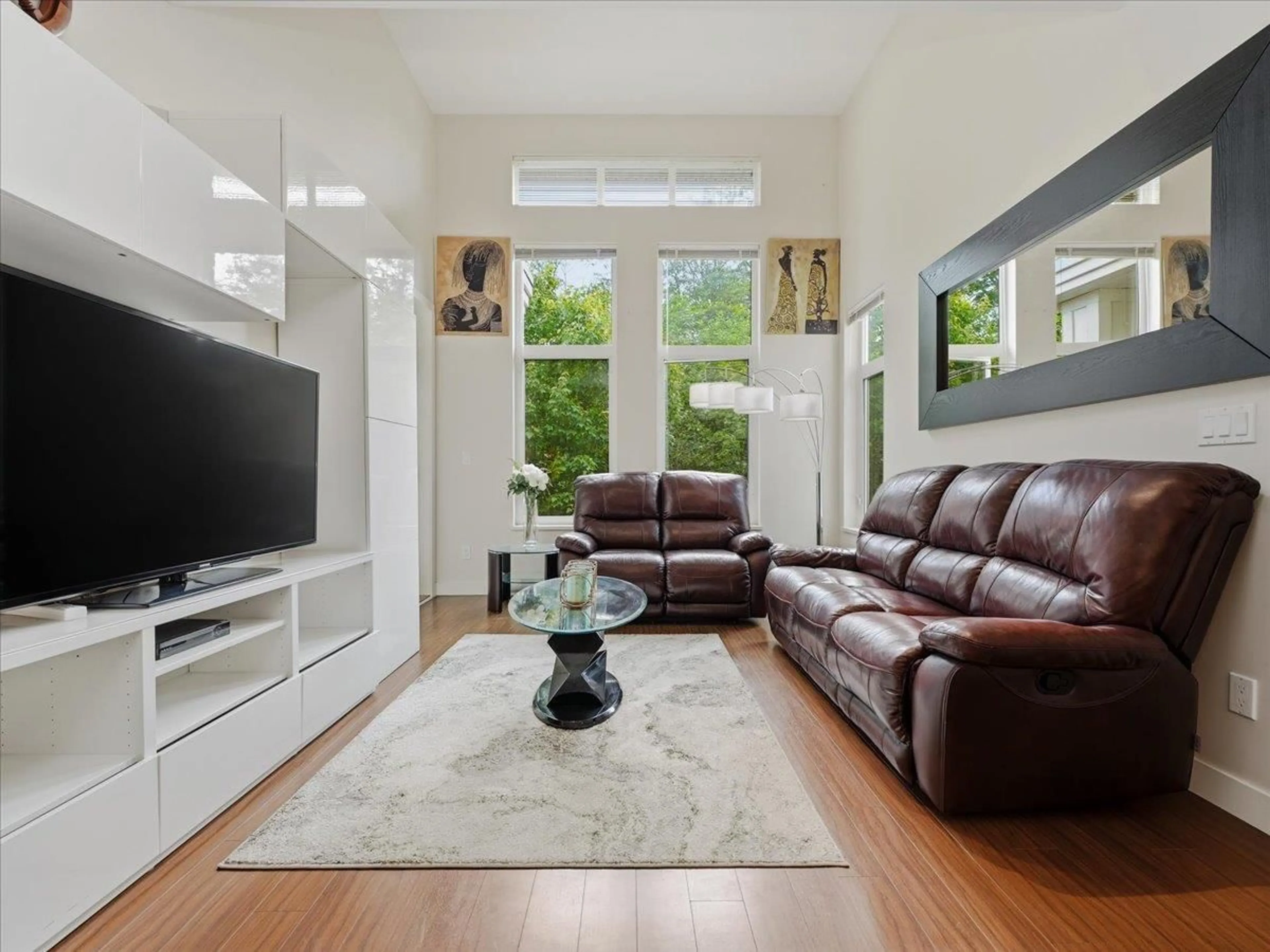 Living room with furniture, unknown for 409 - 15428 31 AVENUE, Surrey British Columbia V3Z3W4