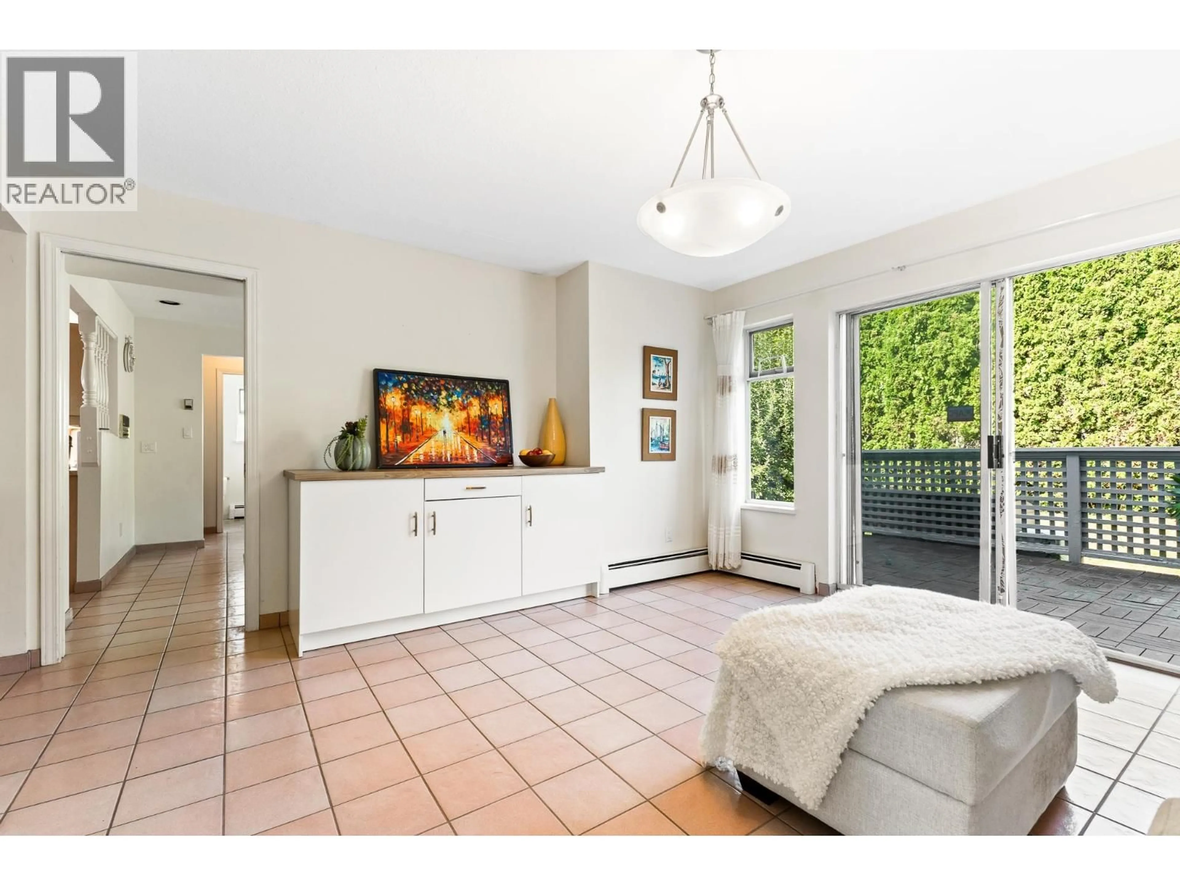 Unknown for 5843 CARSON STREET, Burnaby British Columbia V5J2Z7