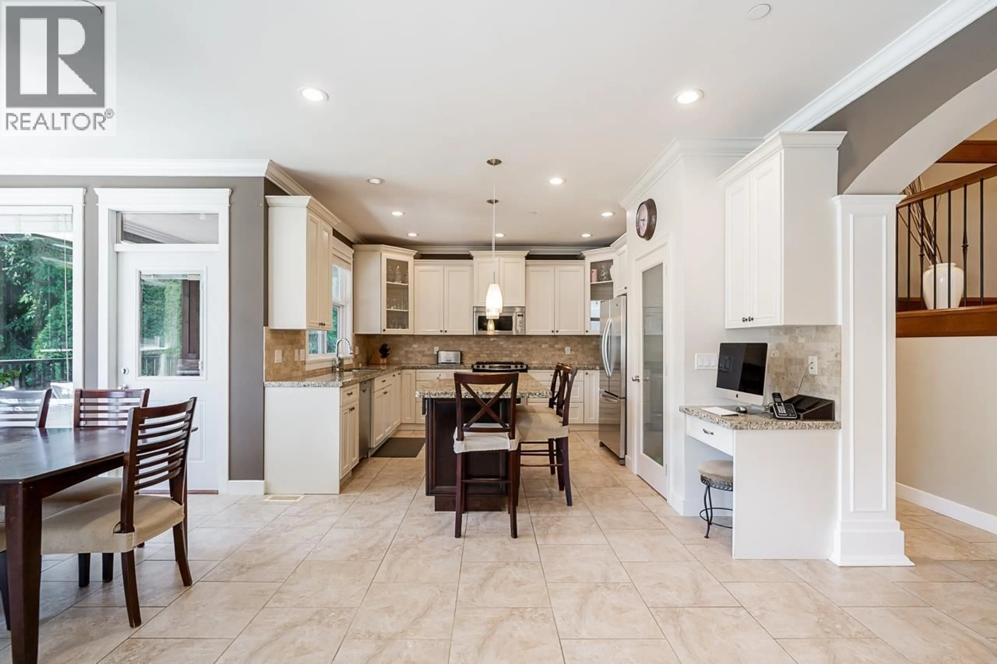 Open concept kitchen, ceramic/tile floor for 2308 MARSHALL AVENUE, Port Coquitlam British Columbia V3C1M3