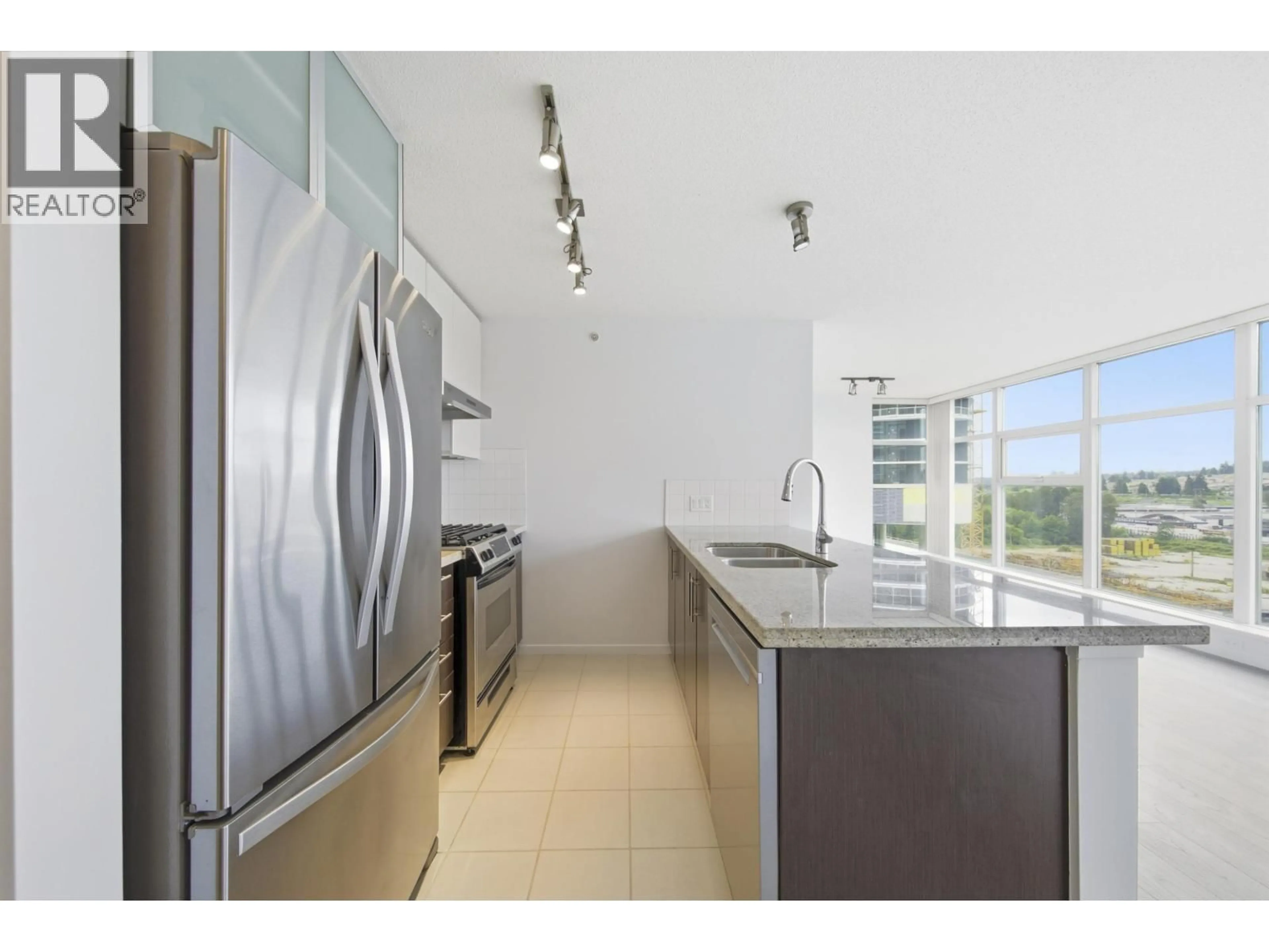 Unknown for 1006 - 2289 YUKON CRESCENT, Burnaby British Columbia V5C0B2