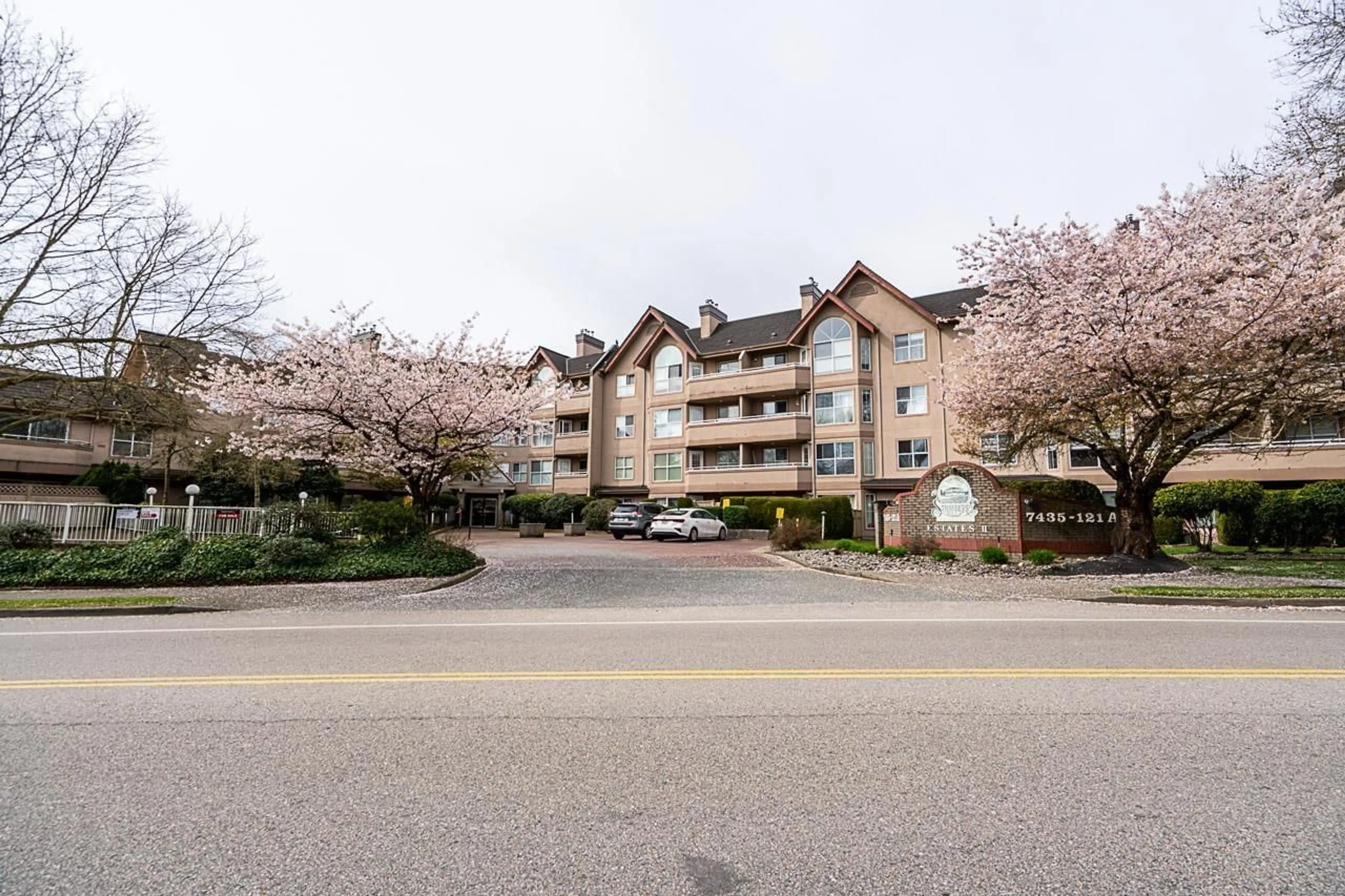 Unknown for 312 - 7435 121A STREET, Surrey British Columbia V3W0W8