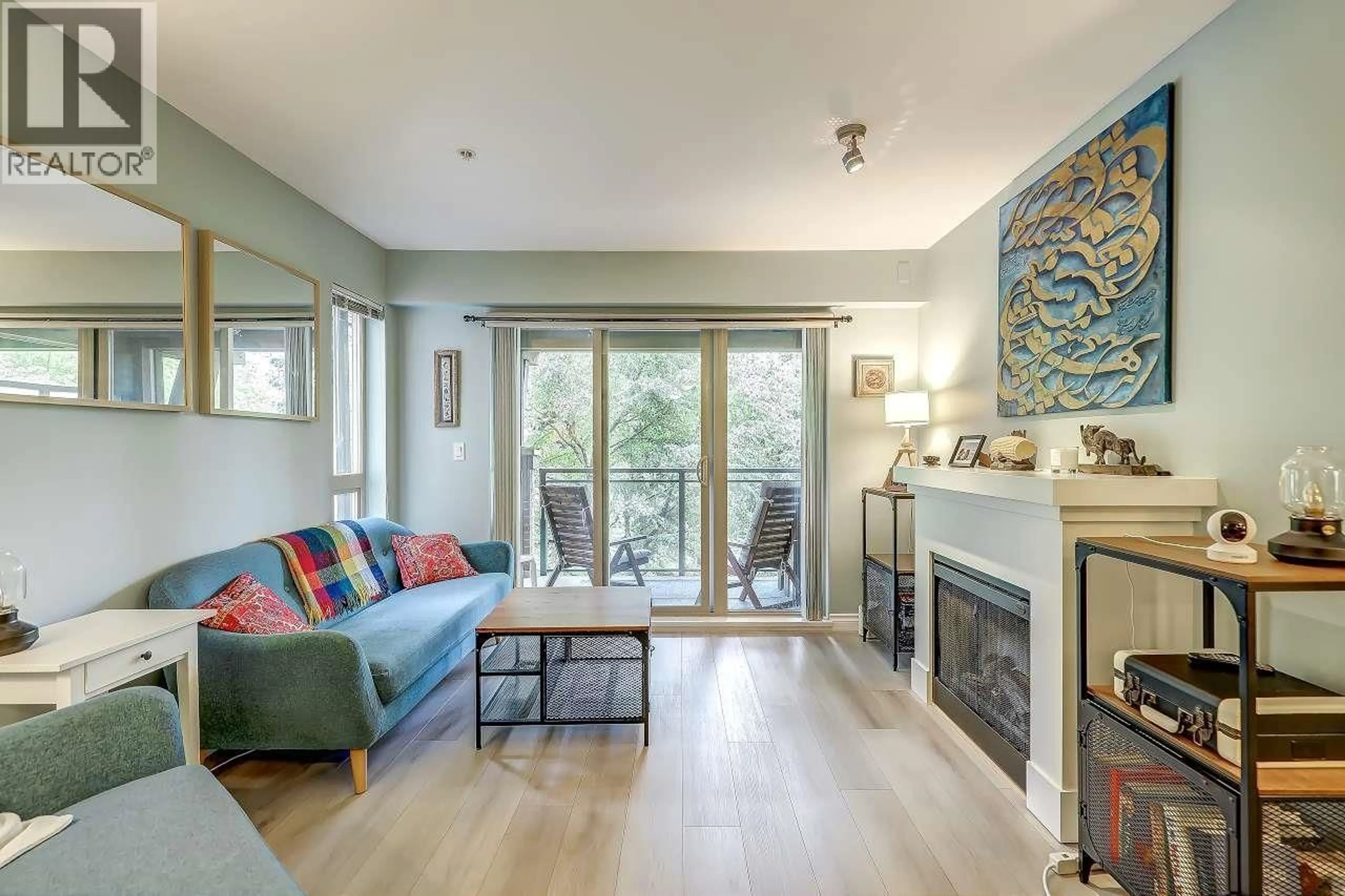 Living room with furniture, unknown for 301 - 1633 MACKAY AVENUE, North Vancouver British Columbia V7P0A2