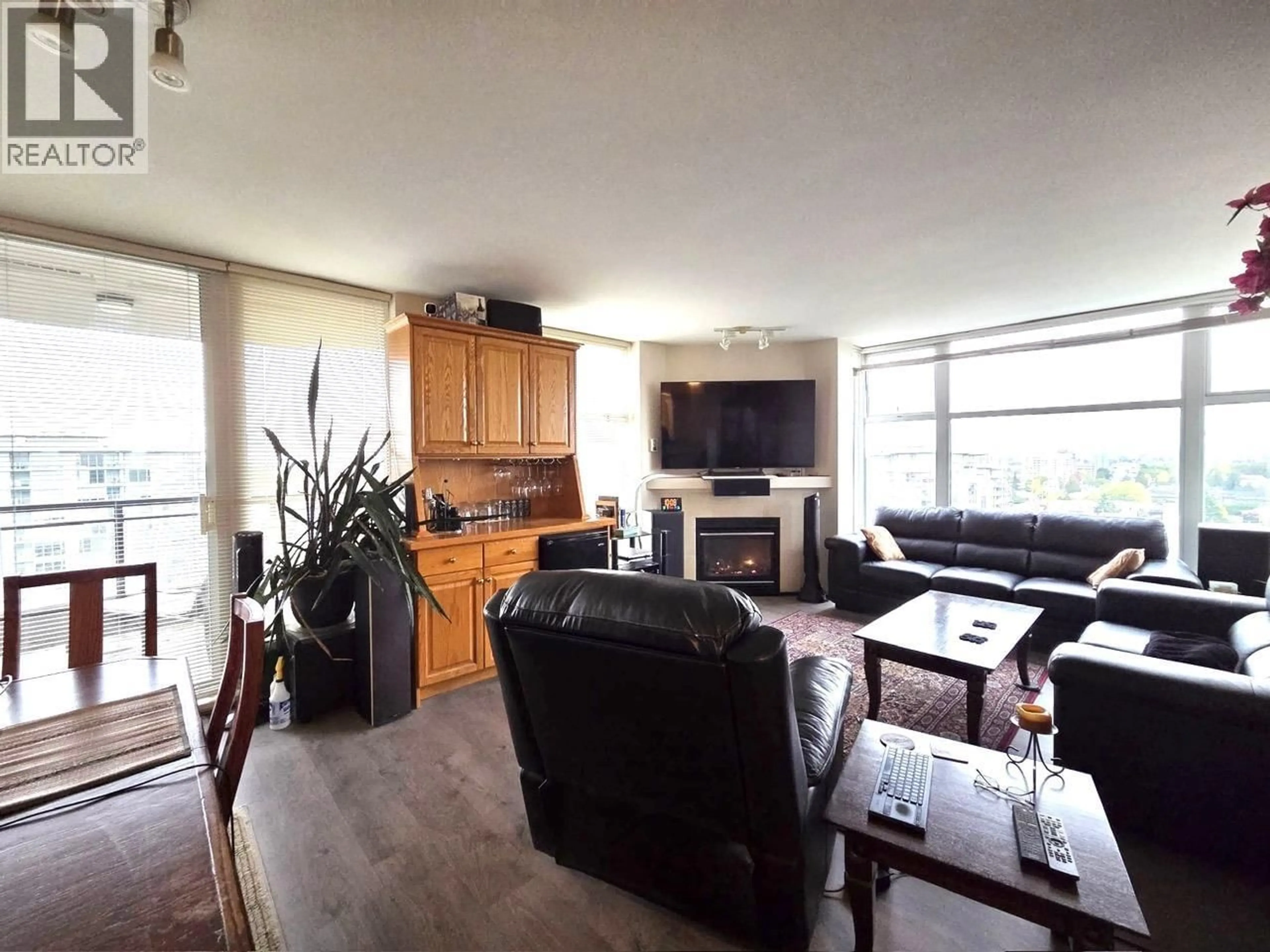 Living room with furniture, wood/laminate floor for 1805 - 8460 GRANVILLE AVENUE, Richmond British Columbia V6Y4E7