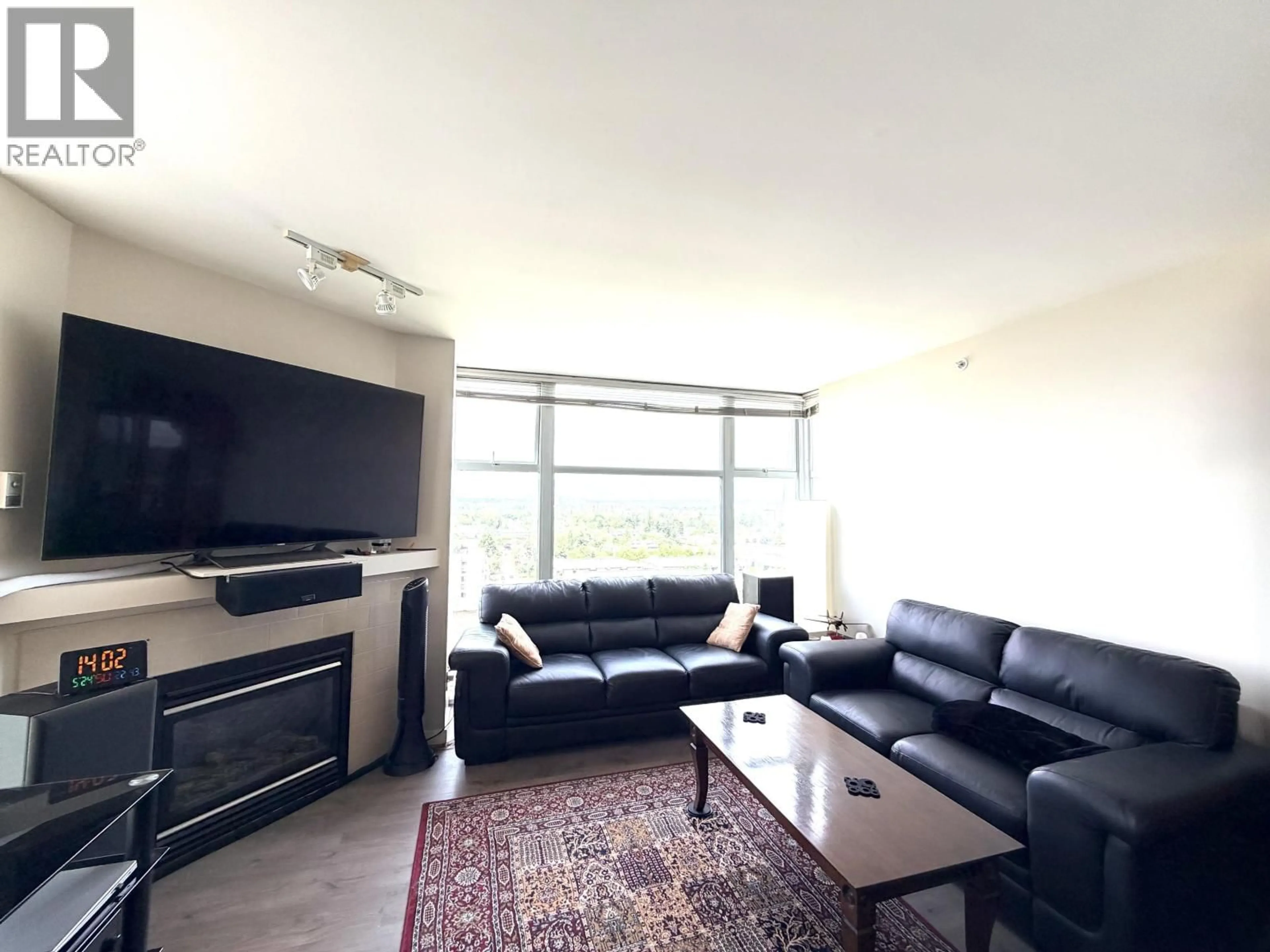 Living room with furniture, unknown for 1805 - 8460 GRANVILLE AVENUE, Richmond British Columbia V6Y4E7