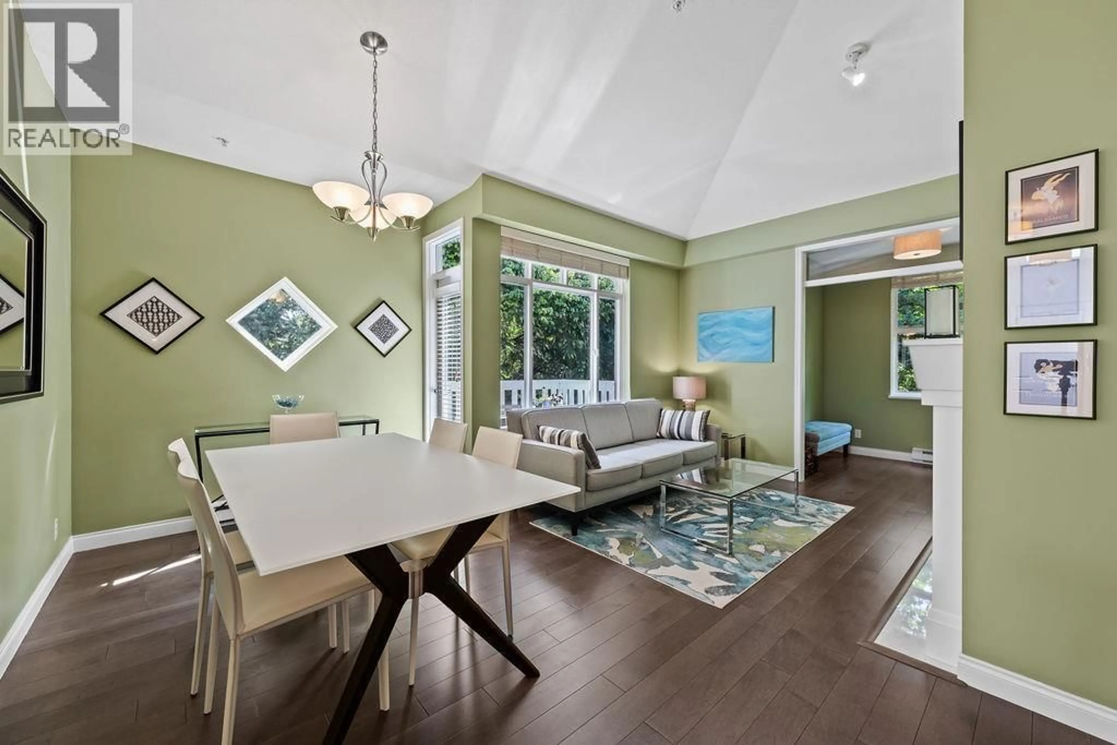 Unknown for 313 - 1675 10TH AVENUE, Vancouver British Columbia V6J2A2